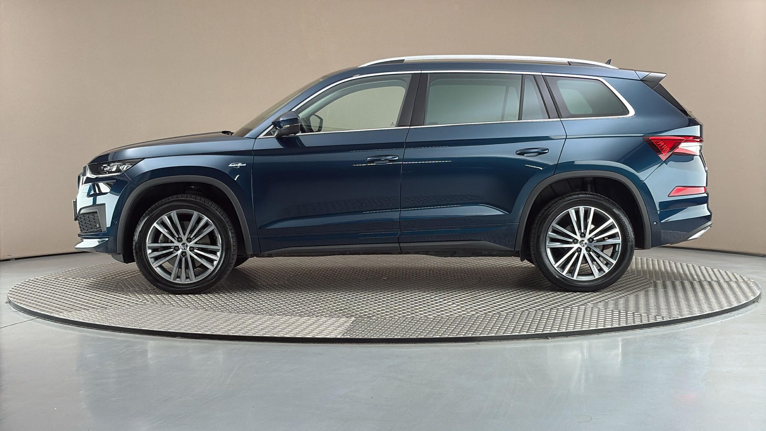 Škoda Kodiaq, 2.0 TDI DSG 4x4 L&K - fotka 4