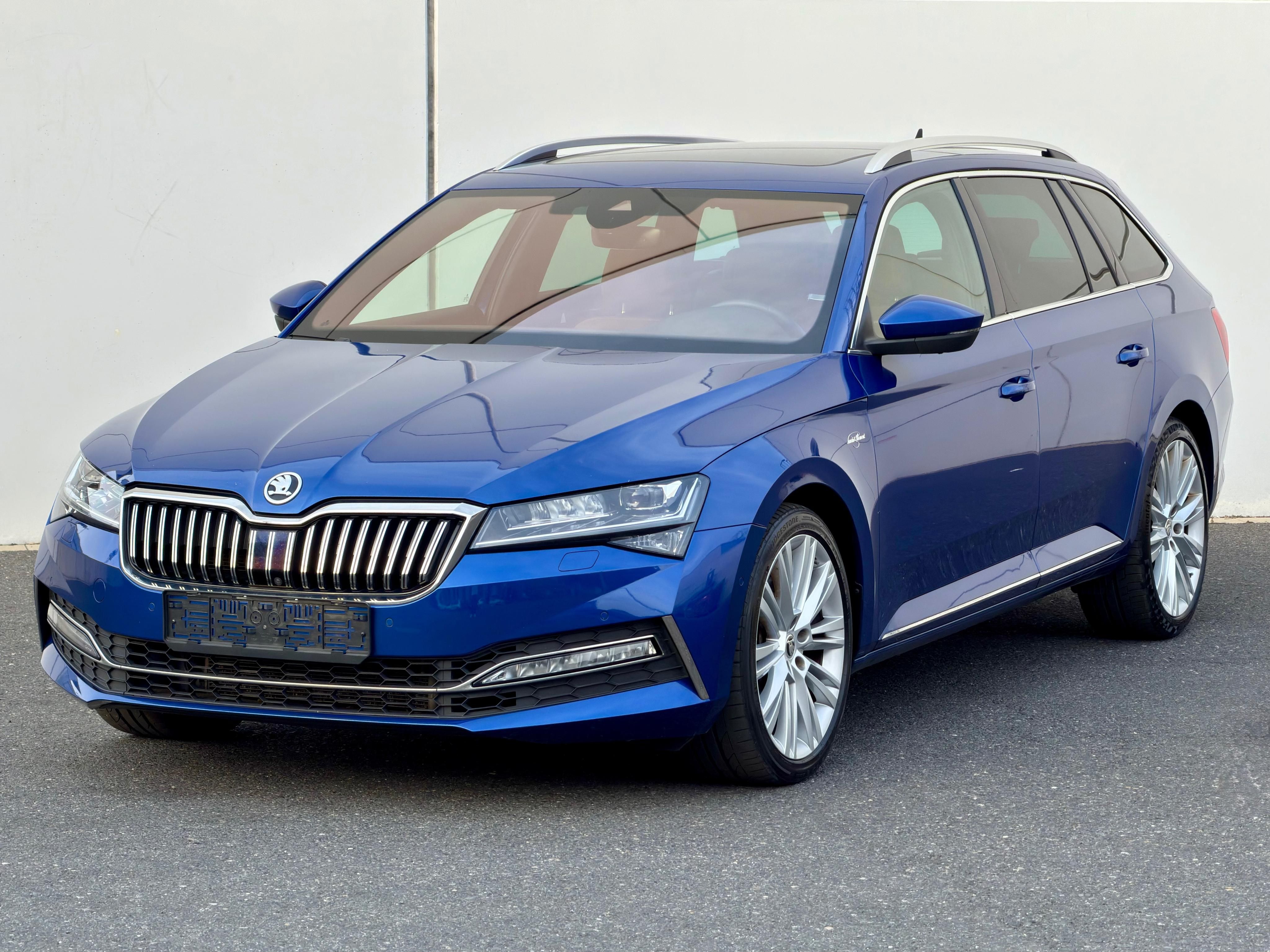 Škoda Superb, L&K 2.0 TSI 206 kw DSG 2023 - fotka 4