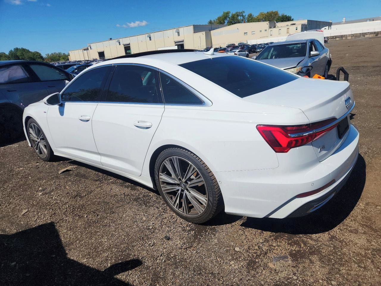 Audi A6, Auto na cestě - fotka 2