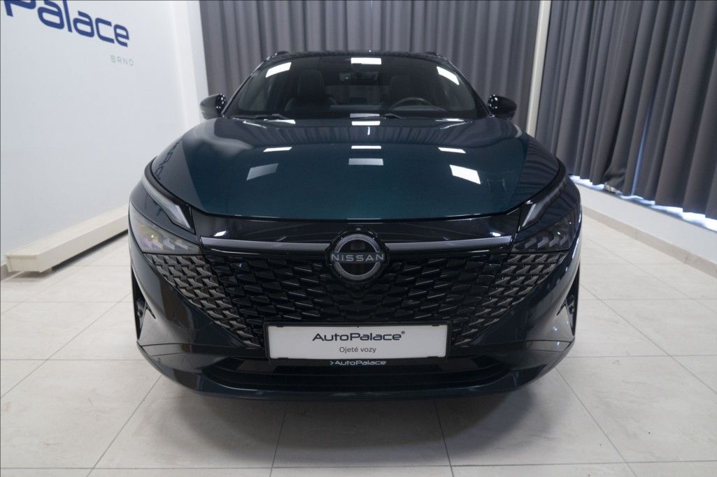 Nissan Qashqai, 1,3 DIG-T MHEV AT NAVI PANO ČR - fotka 2