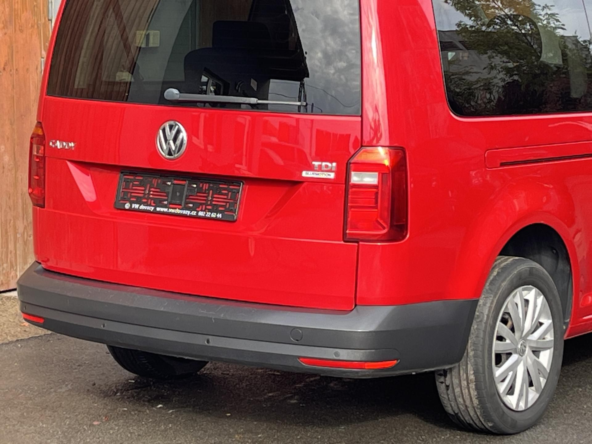 Volkswagen Caddy, MAXI 2,0TDi 7míst ROZVODY - fotka 5