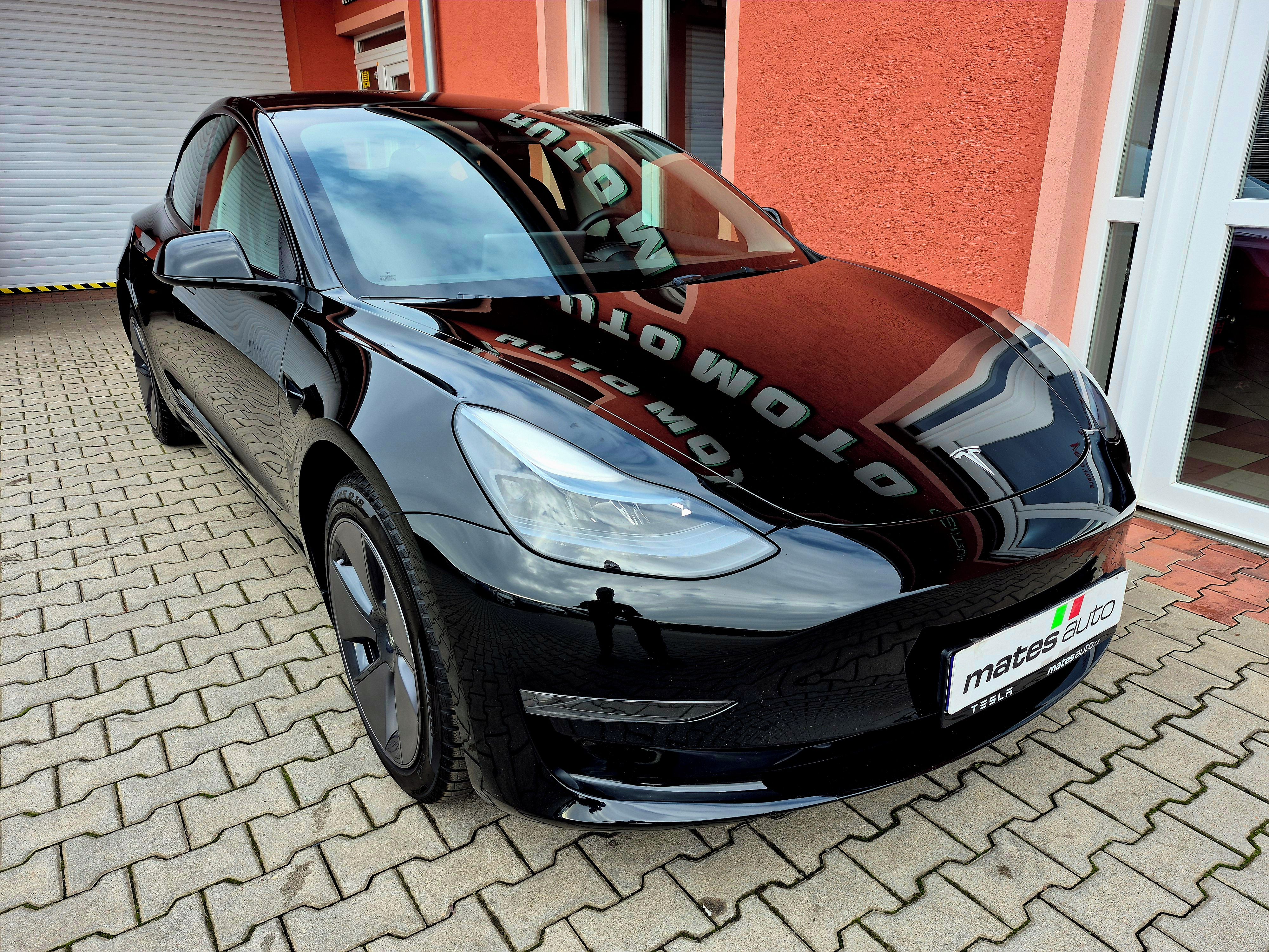Tesla Model 3, Long Range RWD 208 kW - fotka 4