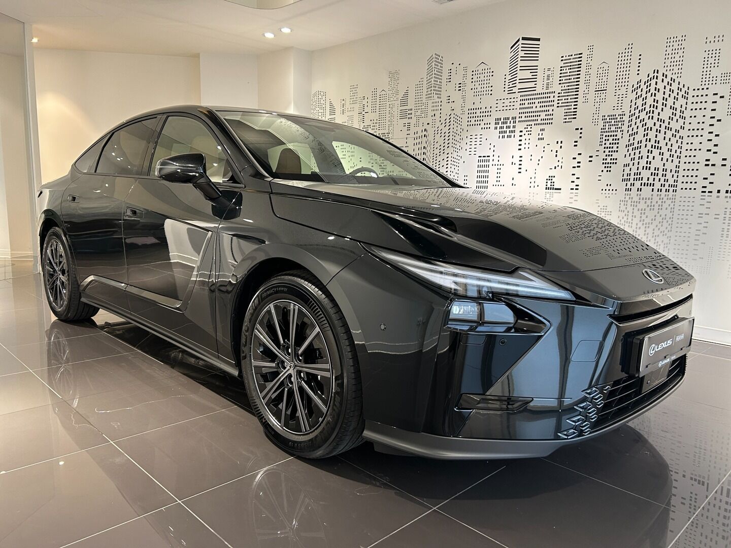 Lexus ES, 300h HEV PRESTIGE TOP - fotka 4