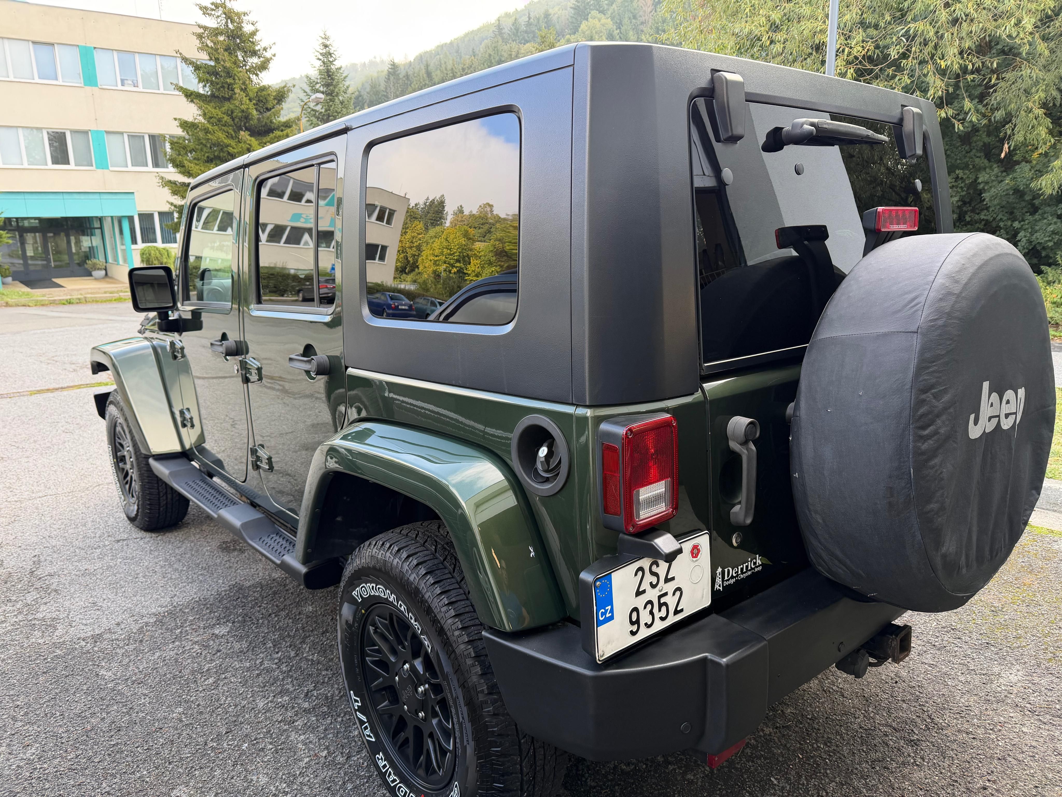 Jeep Wrangler, Jeep Wrangler Rubicon 3.8 V6 - fotka 2