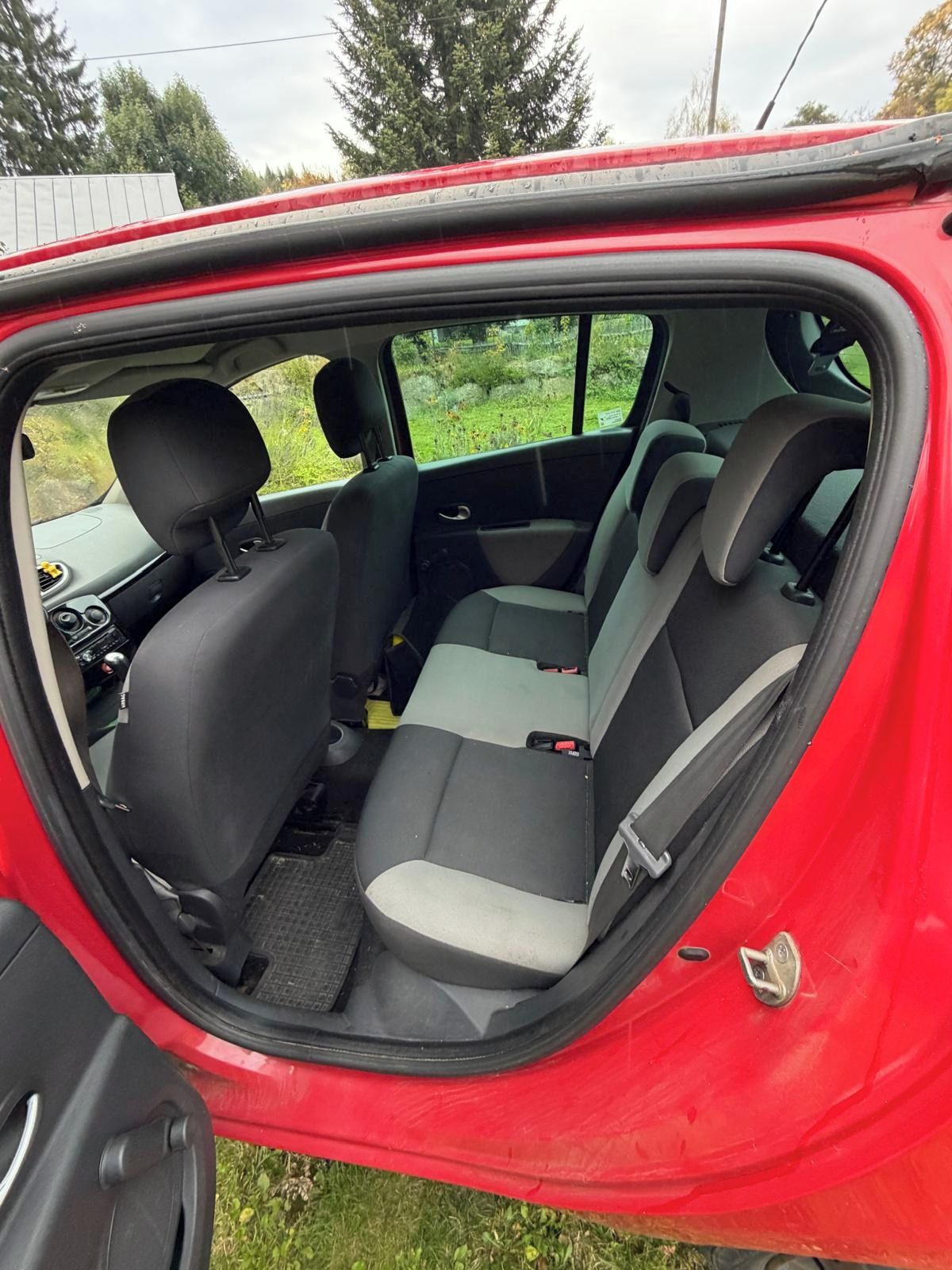 Renault Clio, po babičce - fotka 5