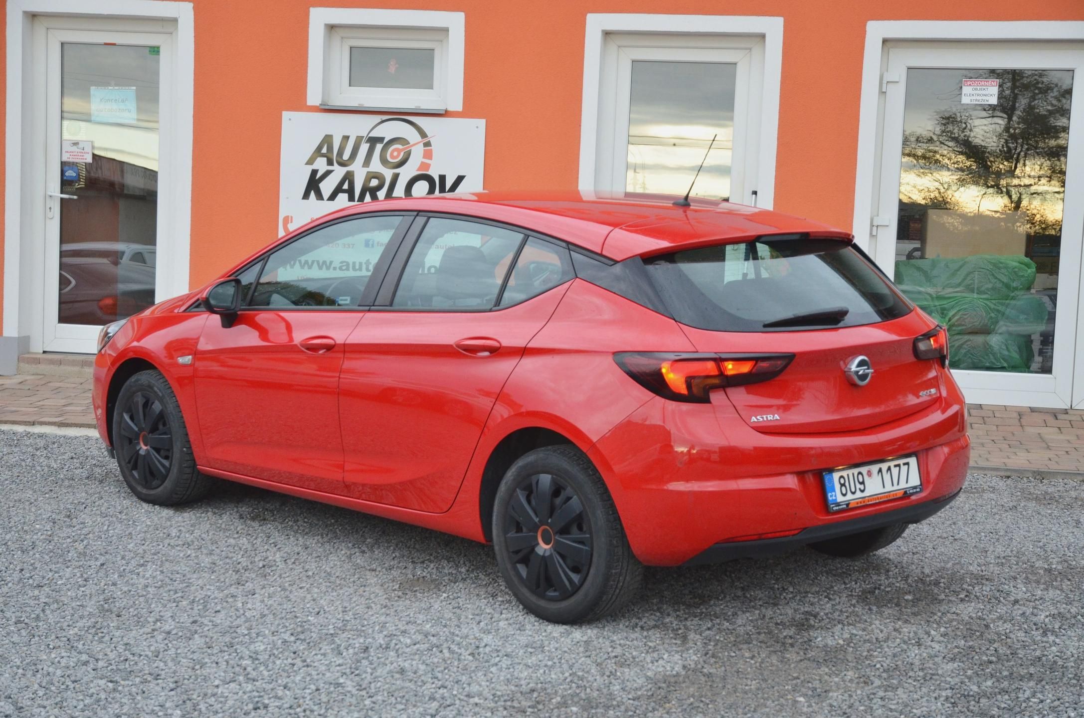 Opel Astra, 1.0T 77kW Enjoy / ČR /61.900km - fotka 4
