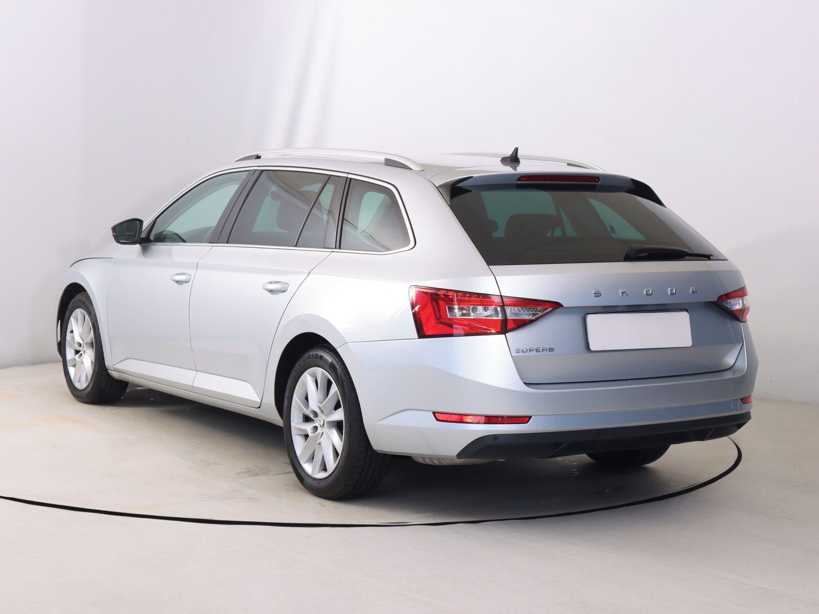 Škoda Superb, 1.5 TSI, Ambition, Automat - fotka 4