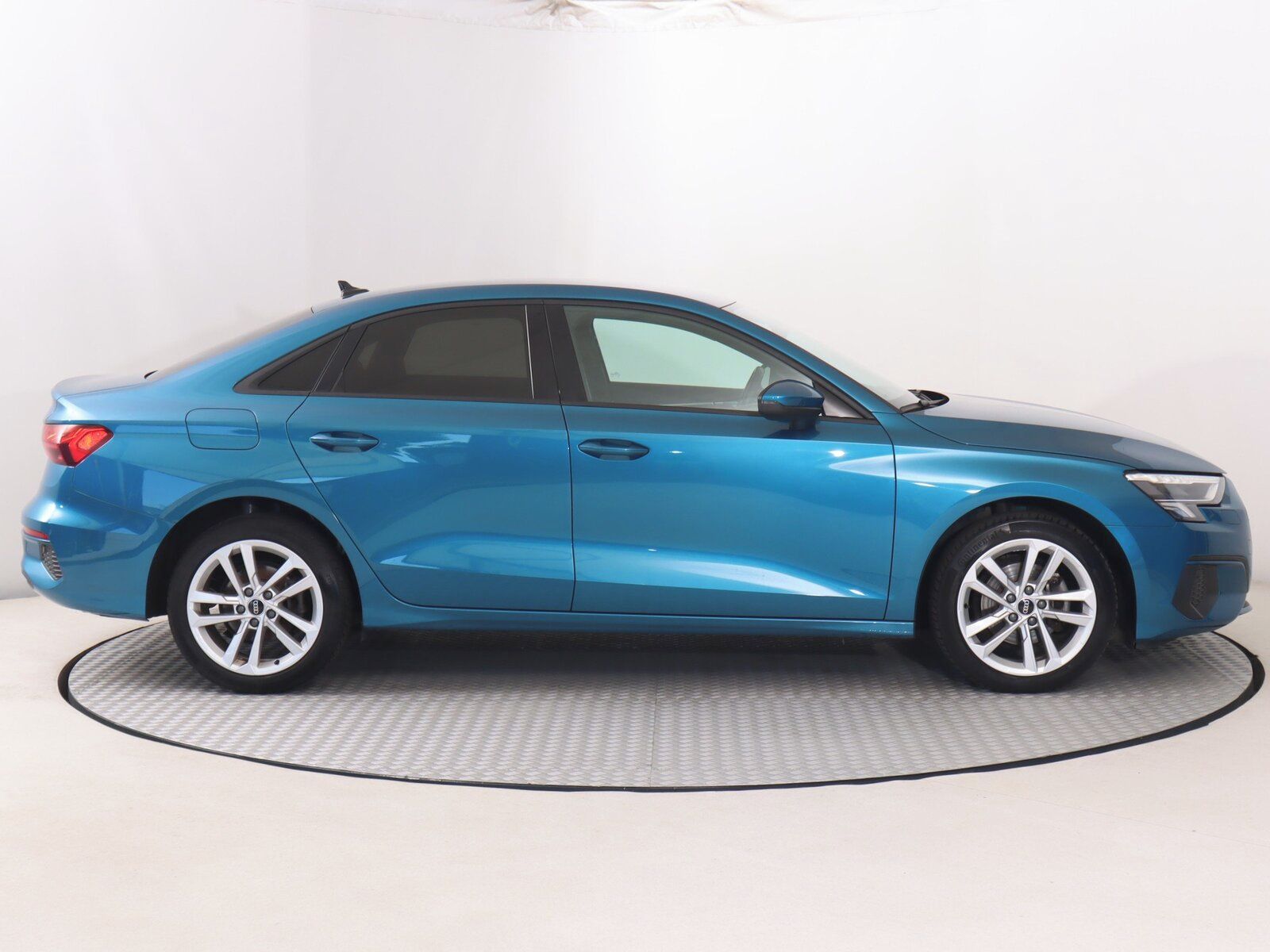 Audi A3, 35 TFSI - fotka 6