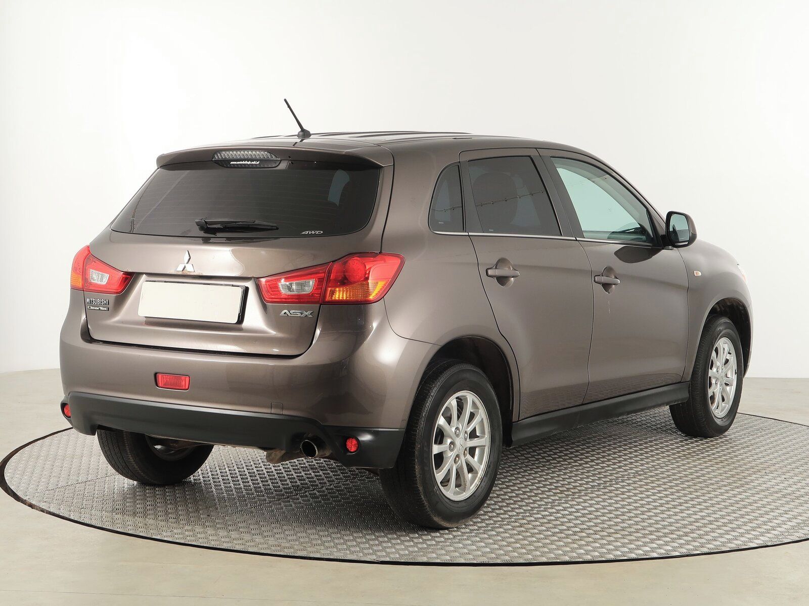 Mitsubishi ASX, 1.8 DI-D MIVEC, 4X4 - fotka 5