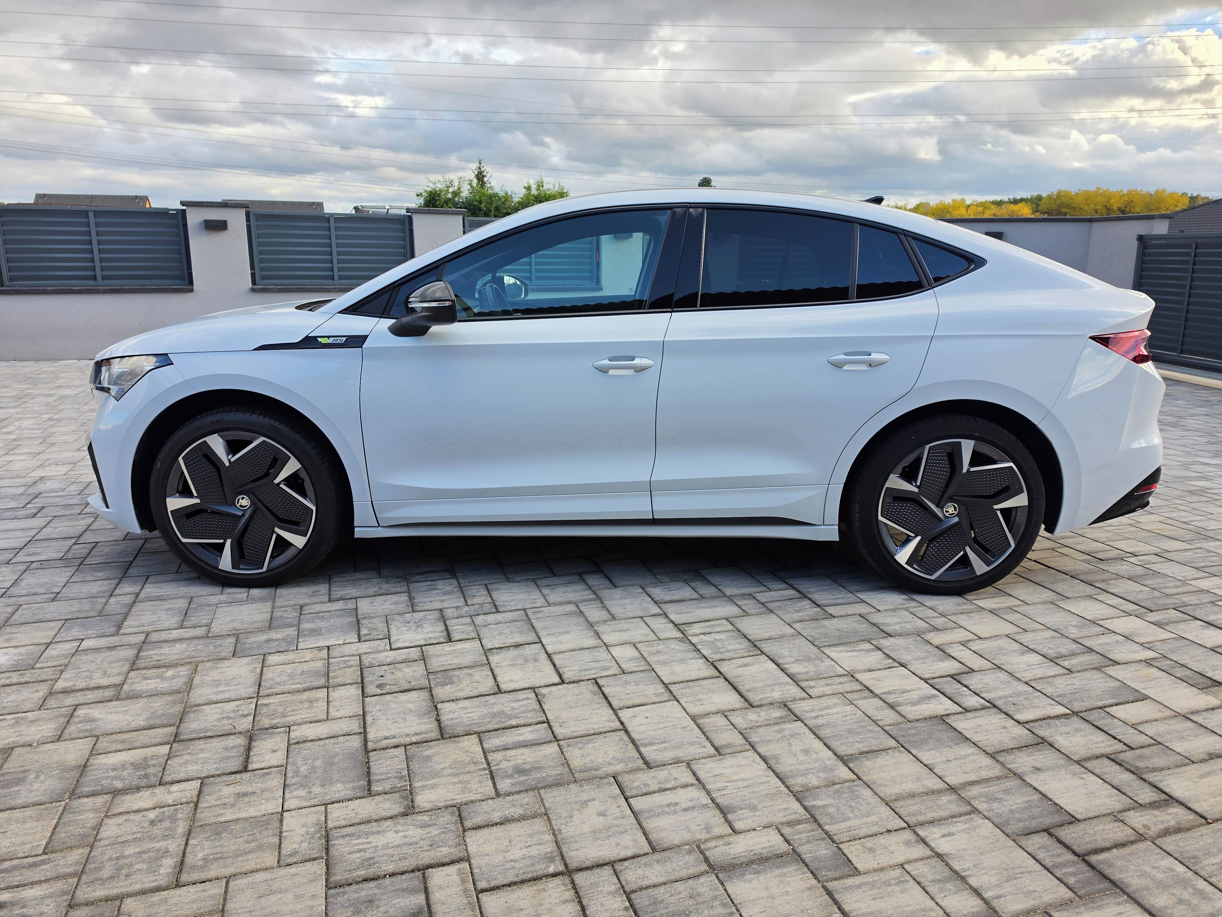 Škoda Enyaq, RS Coupe iV 220kw 2023 ZÁRUKA - fotka 4