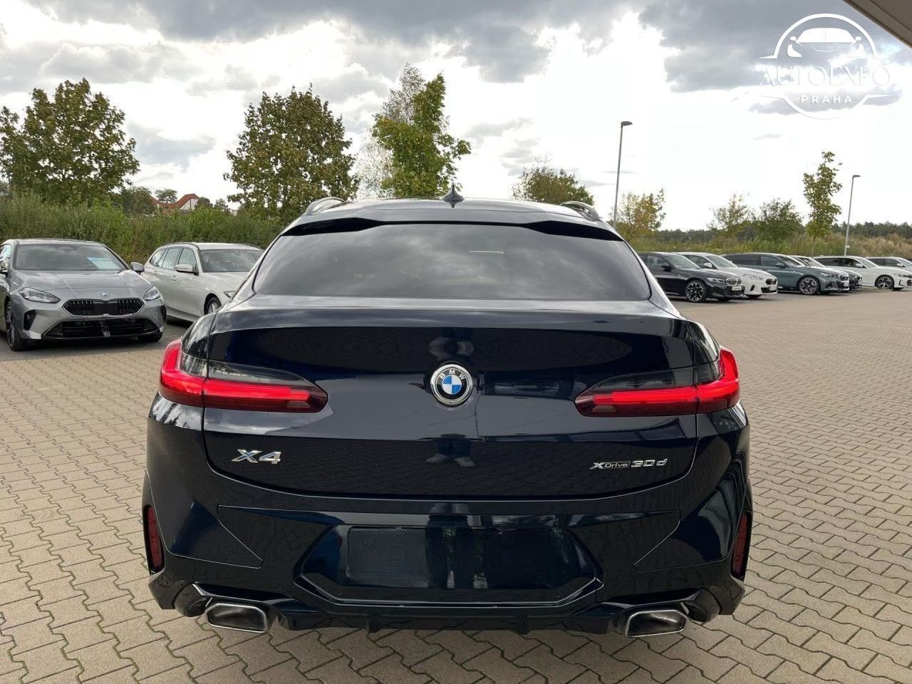 BMW X4, xDrive* 30d M SPORT* - fotka 6