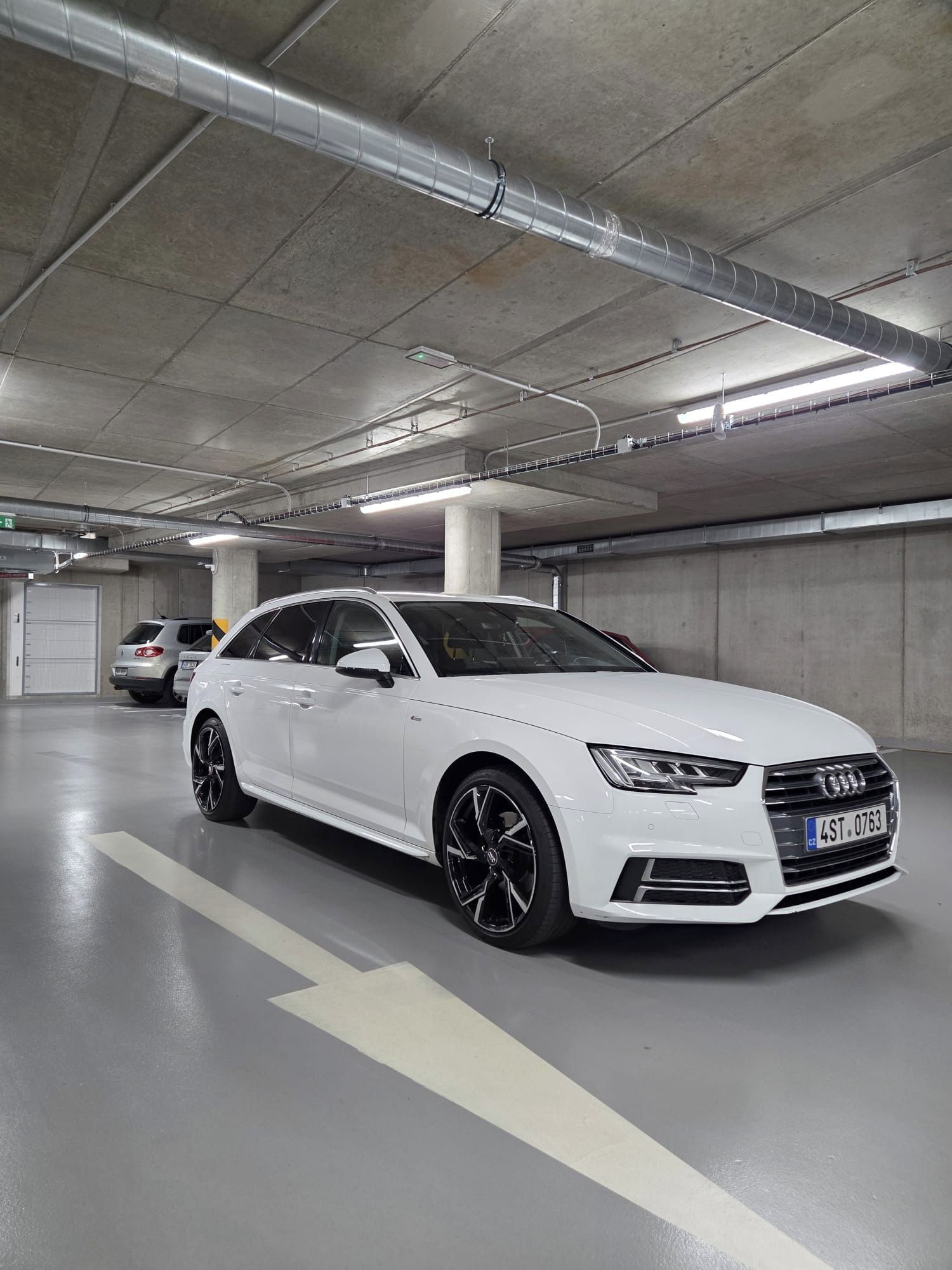 Audi A4 Avant, 2.0 TDI 110 kW | S line | Matr