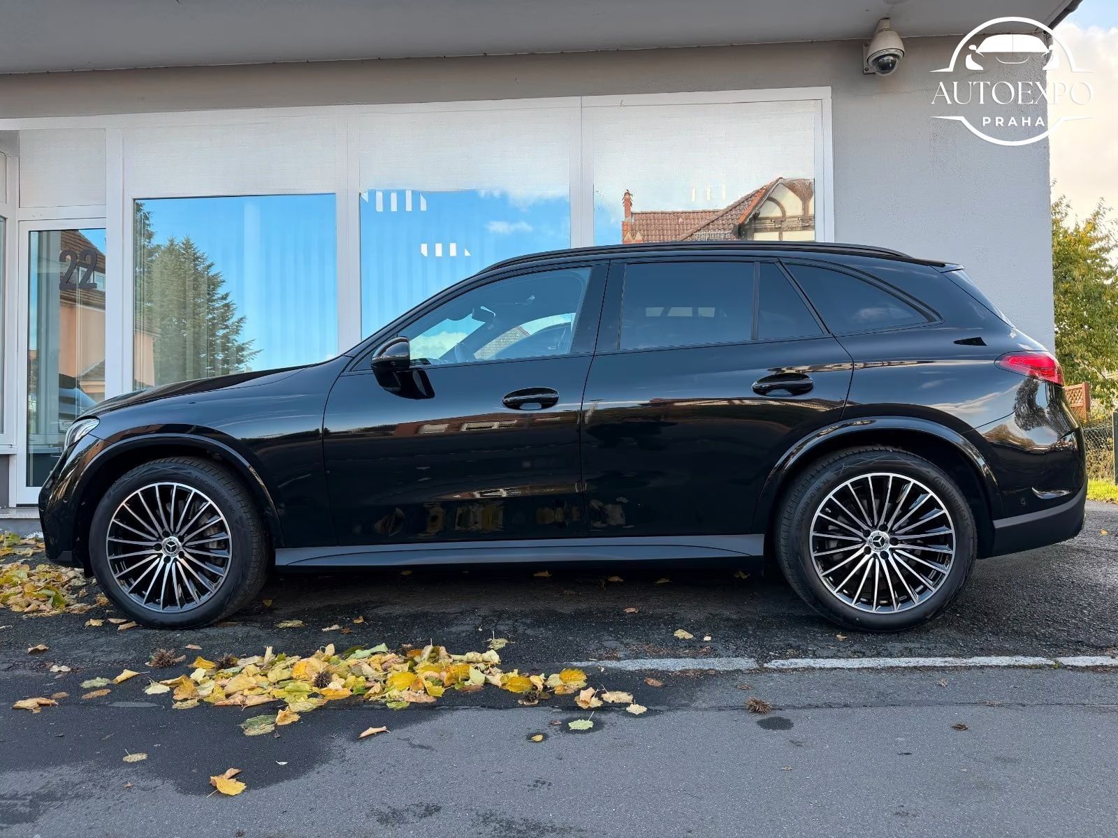 Mercedes-Benz GLC, 300d 4Matic* AMG* - fotka 5