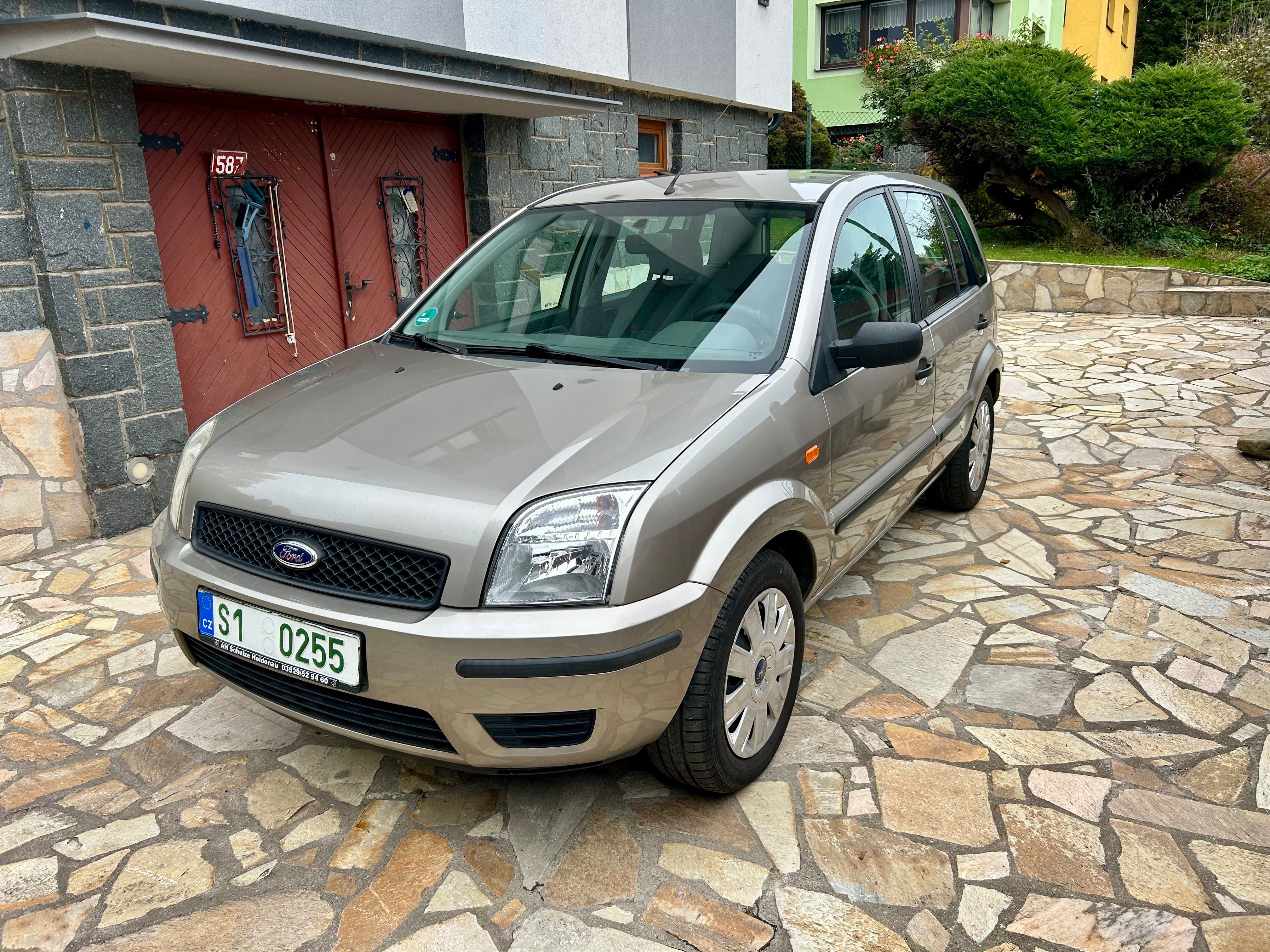 Ford Fusion, 1.6 74 KW Klima 1 MAJITEL TOP