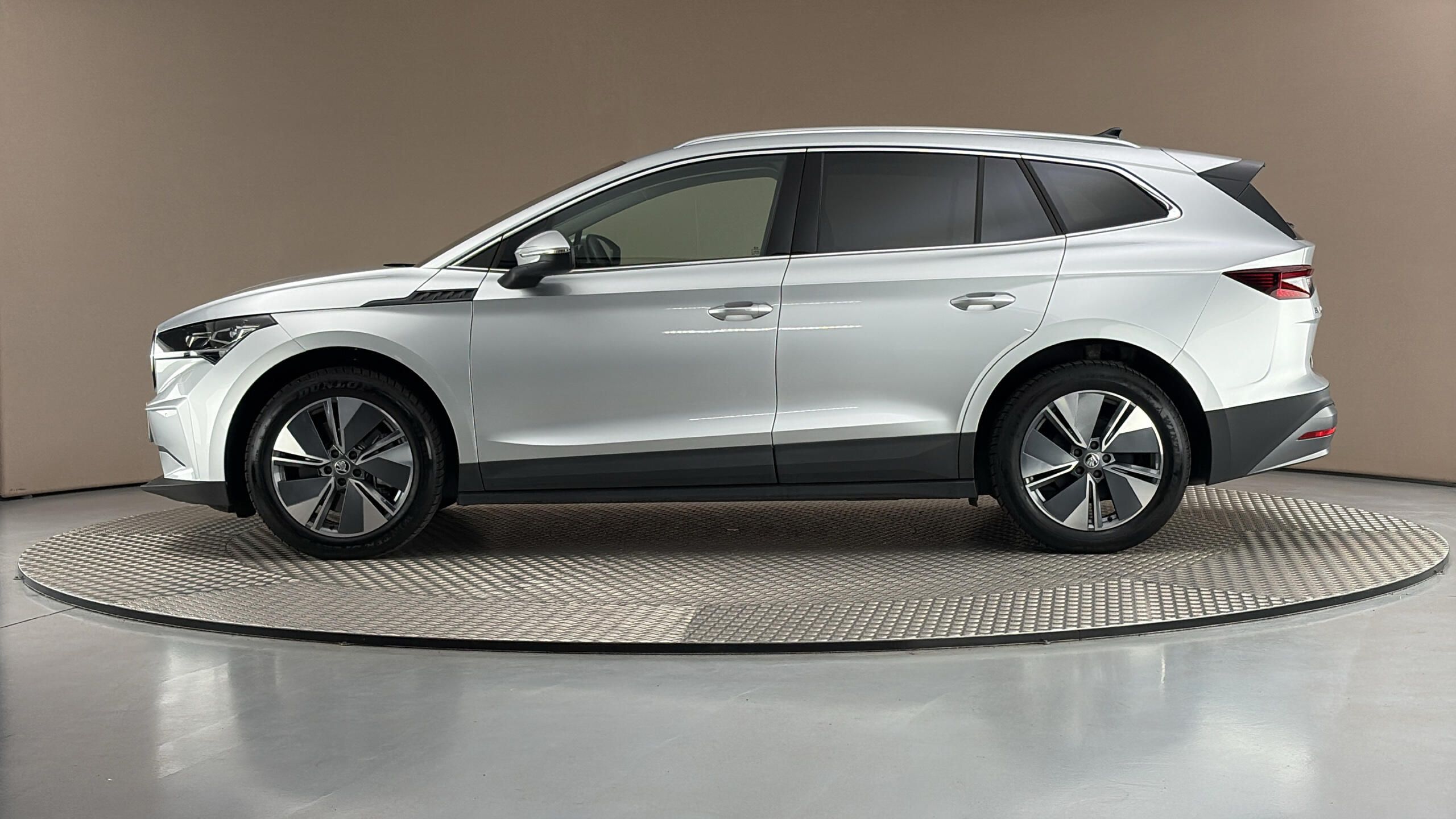 Škoda Enyaq, 82 kWh AUT 80x Clever - fotka 4