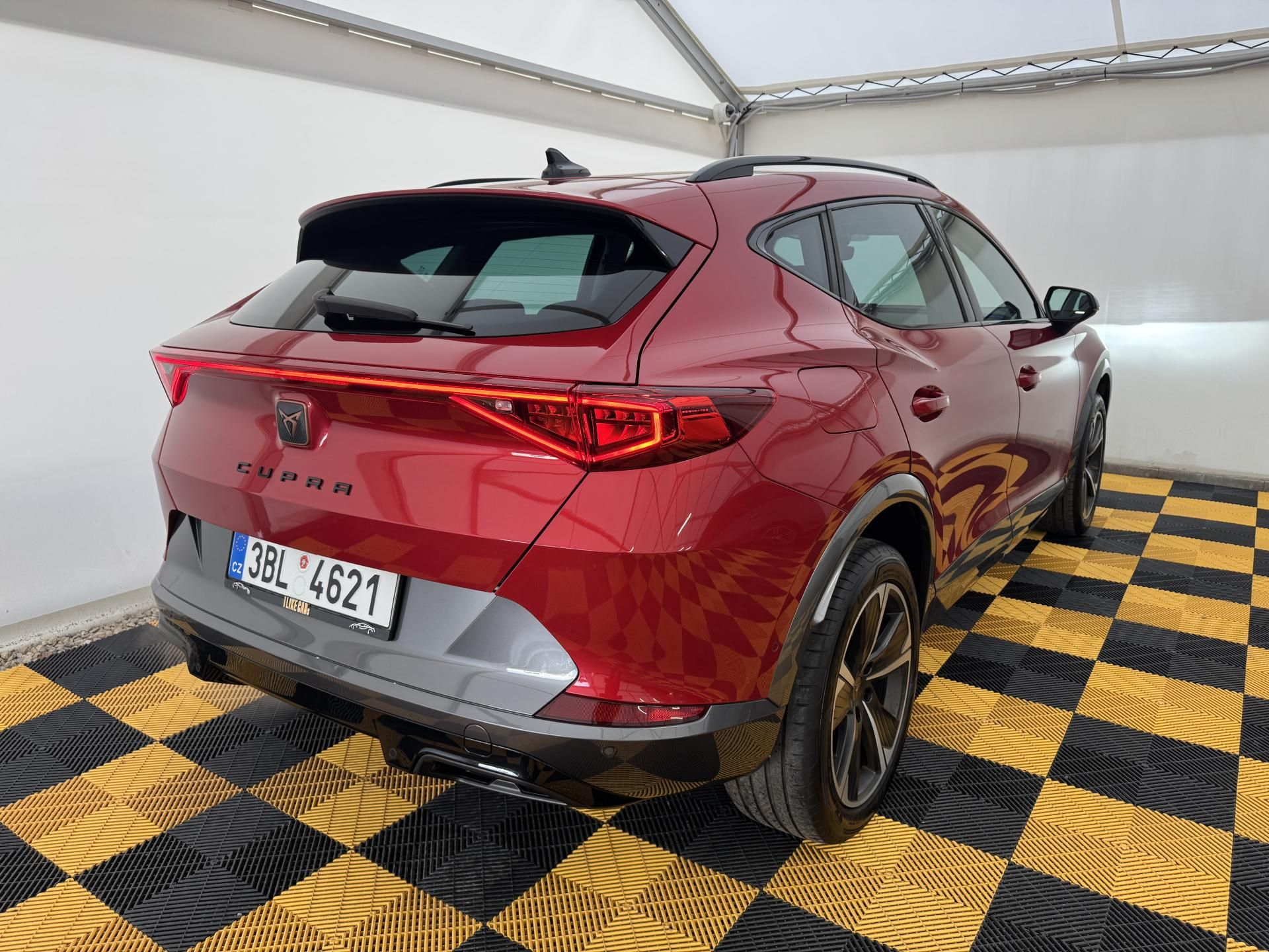 Cupra Formentor, 1.5Tsi*CZ*DPH*1-MAJ*ZARUKA* - fotka 5