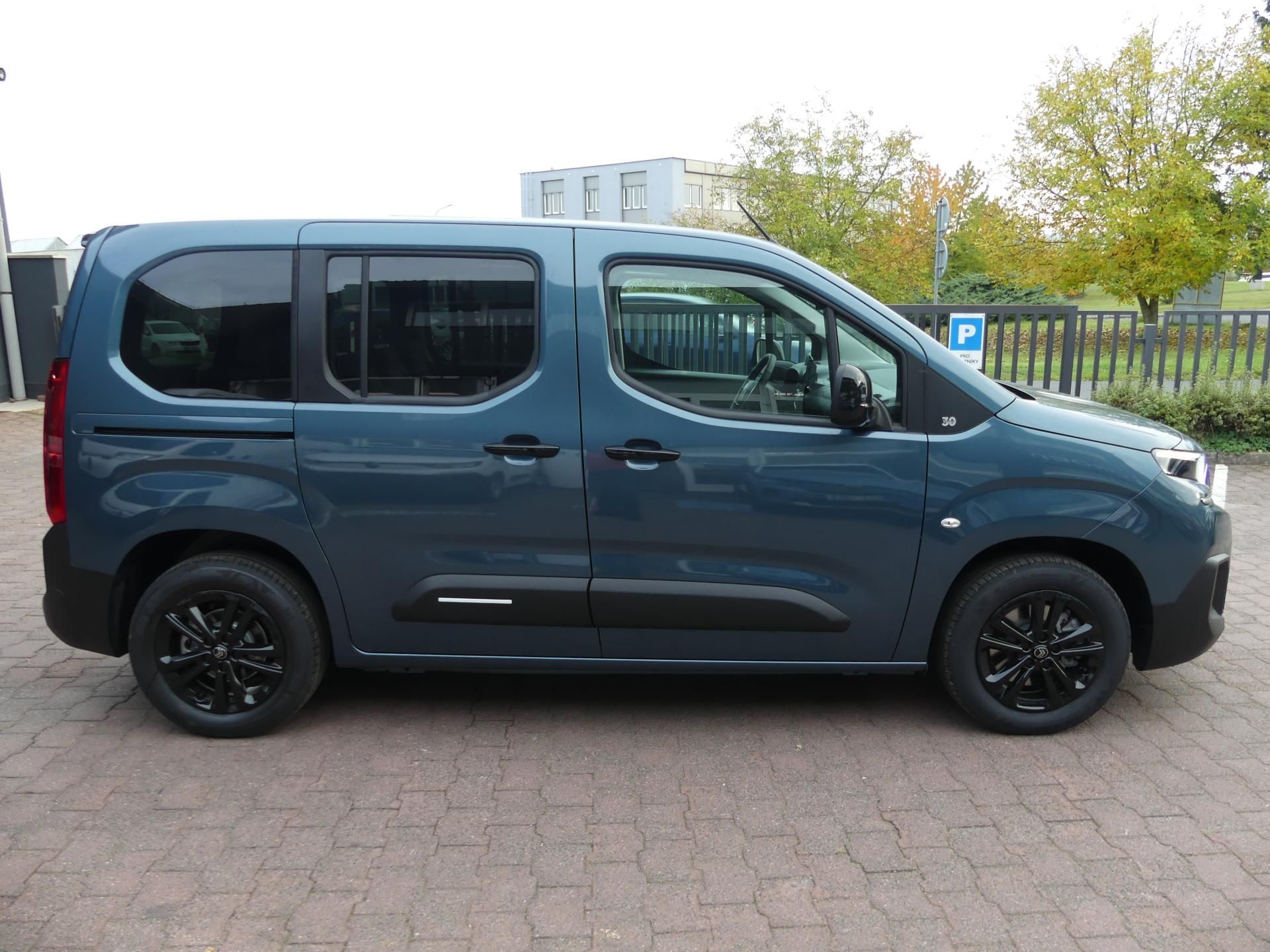 Citroën Berlingo, 30 LET Petrol 110k Manual - fotka 4