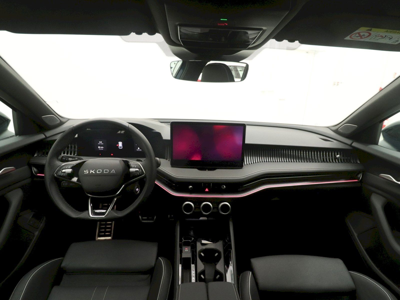 Škoda Superb, SportLine iV DSG 1.5PHEV 150kW - fotka 5
