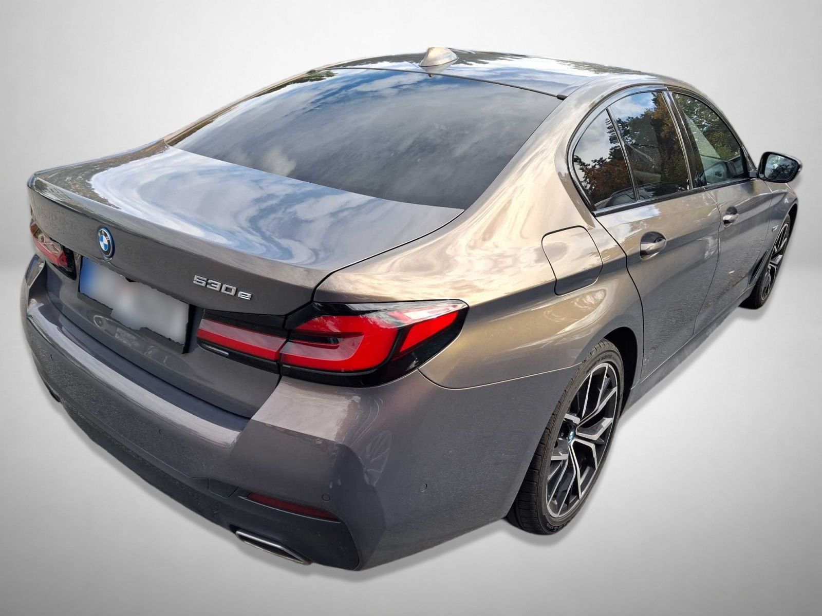 BMW Řada 5, 530e, M Sport, Automat - fotka 2