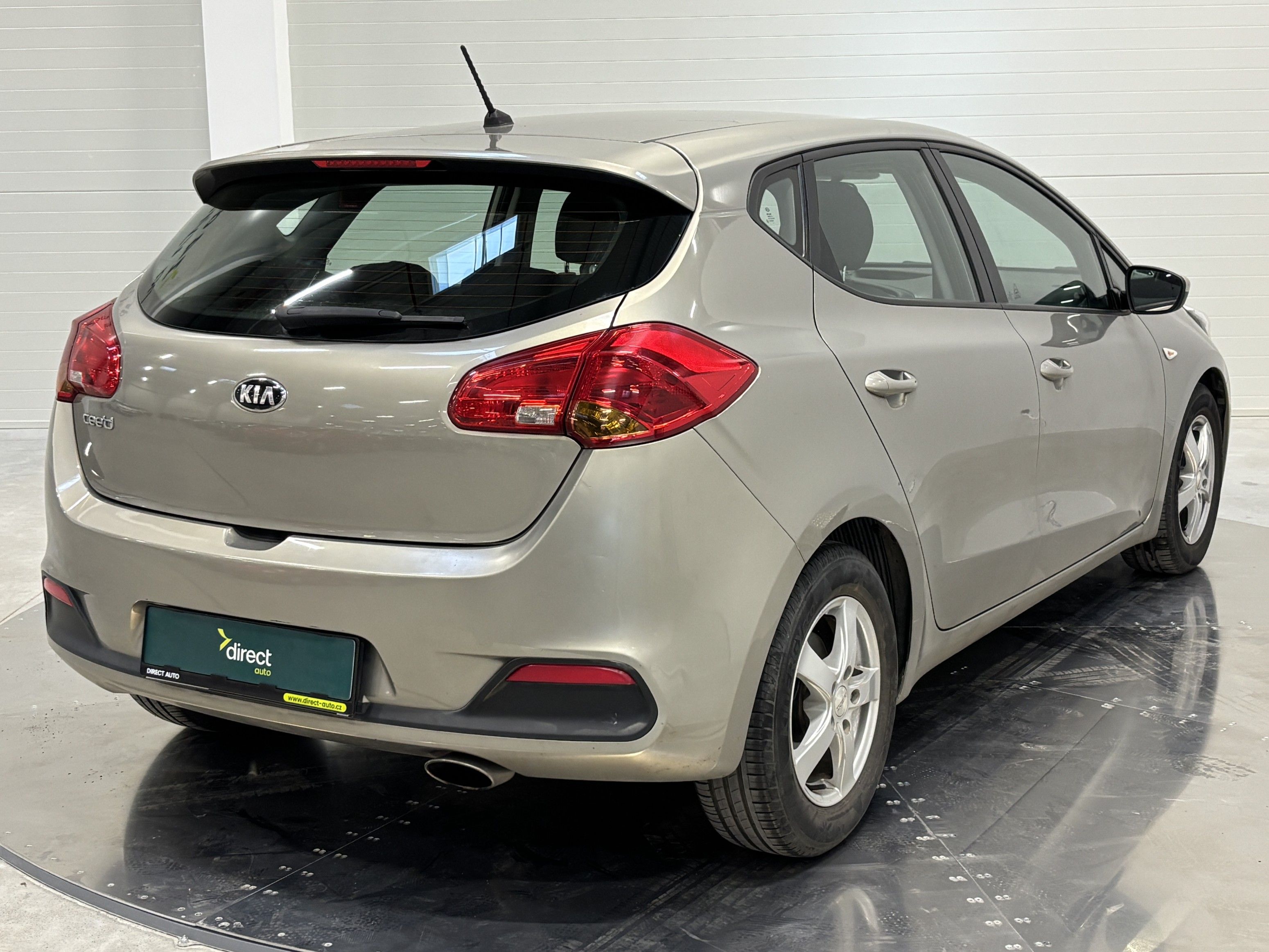 Kia Cee´d, 1.4 CVVT 73 kW - fotka 2