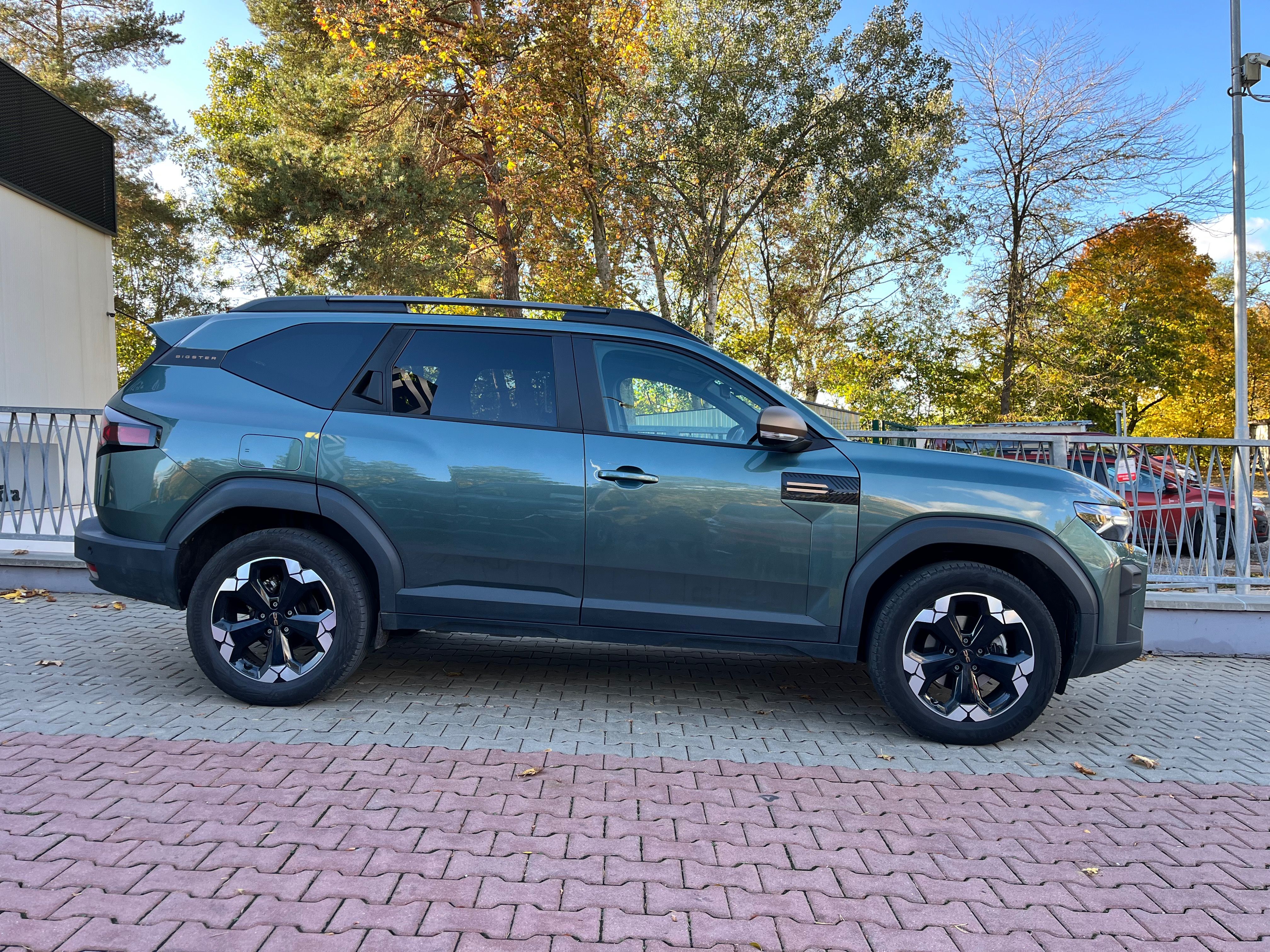 Dacia Bigster, 1.8 Hybrid155,odpočet DPH - fotka 3