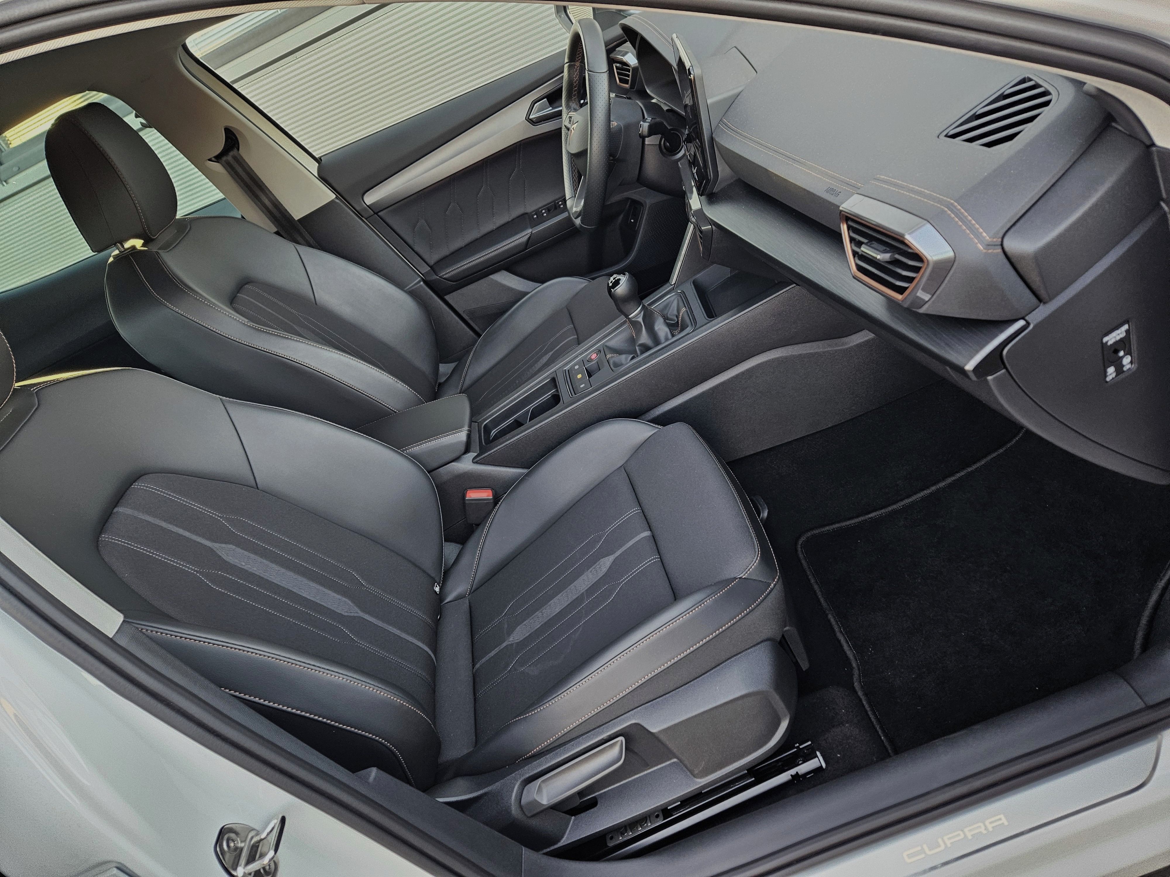 Cupra Formentor, 1.5 TSI 110KW ACC 38TKM TOP - fotka 6