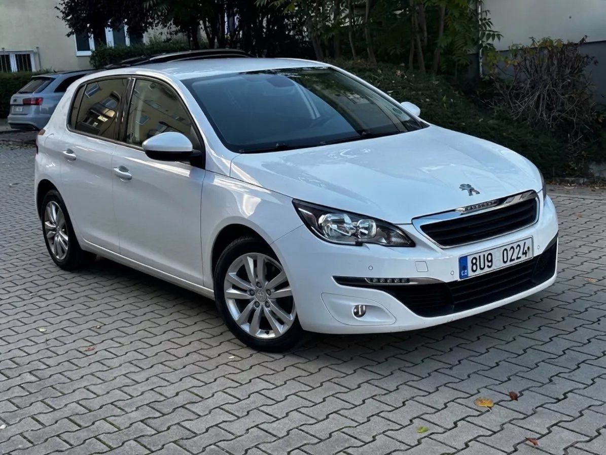 Peugeot 308, 1.2 81kW PureTech Nové v ČR