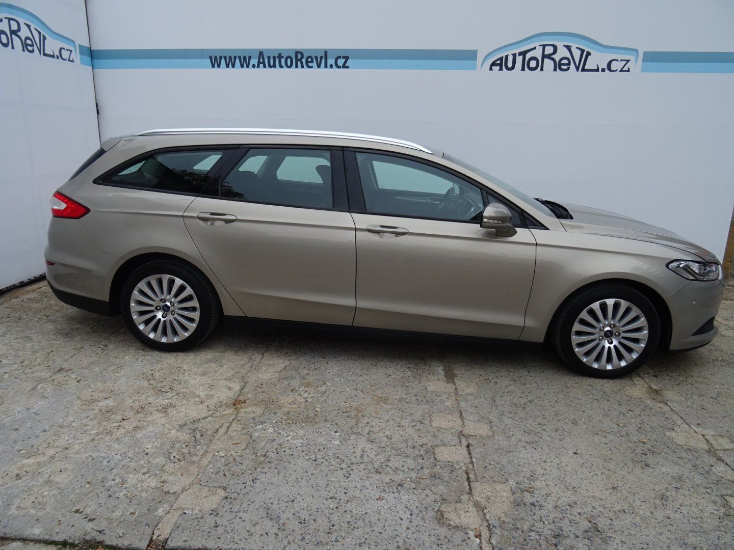 Ford Mondeo, 1.6TDCi,85kW,e.serv.k,navi - fotka 5