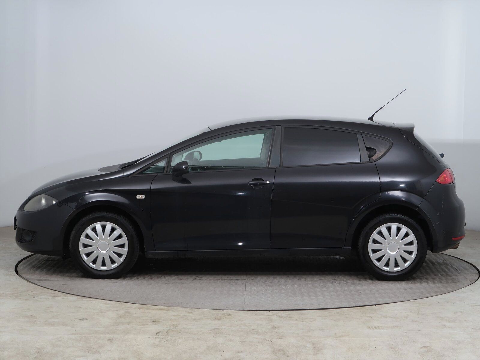 Seat Leon, 1.6, Klima, za dobrou cenu - fotka 3