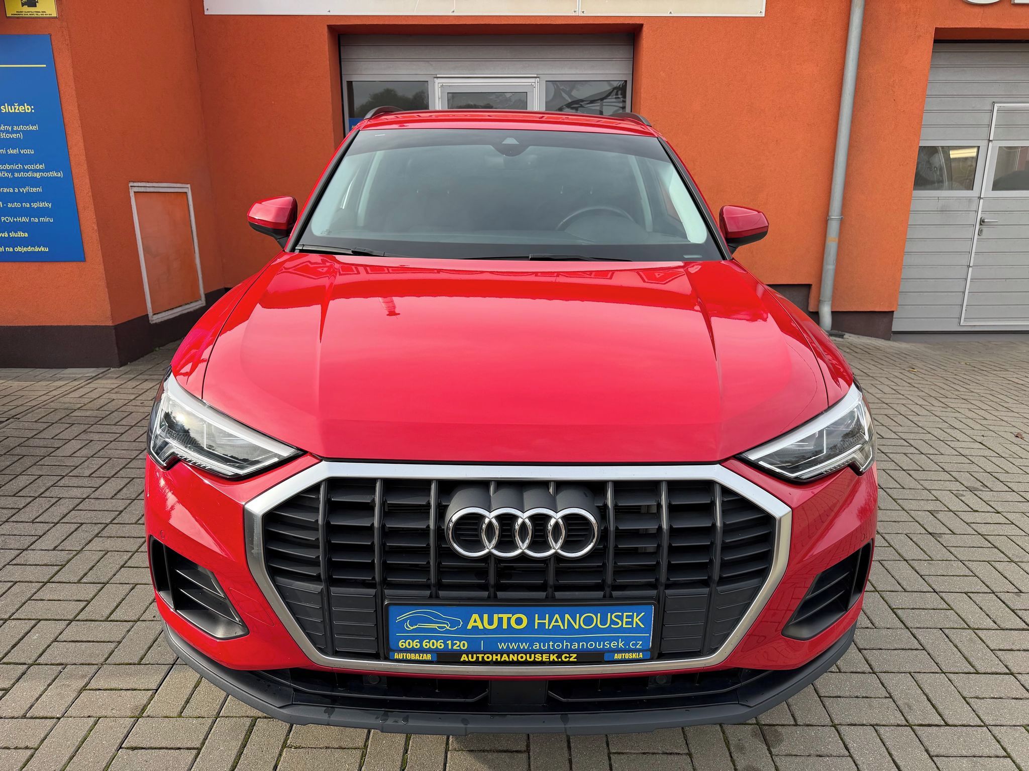 Audi Q3, 1.5 TFSI e 180KW S-tronic - fotka 5