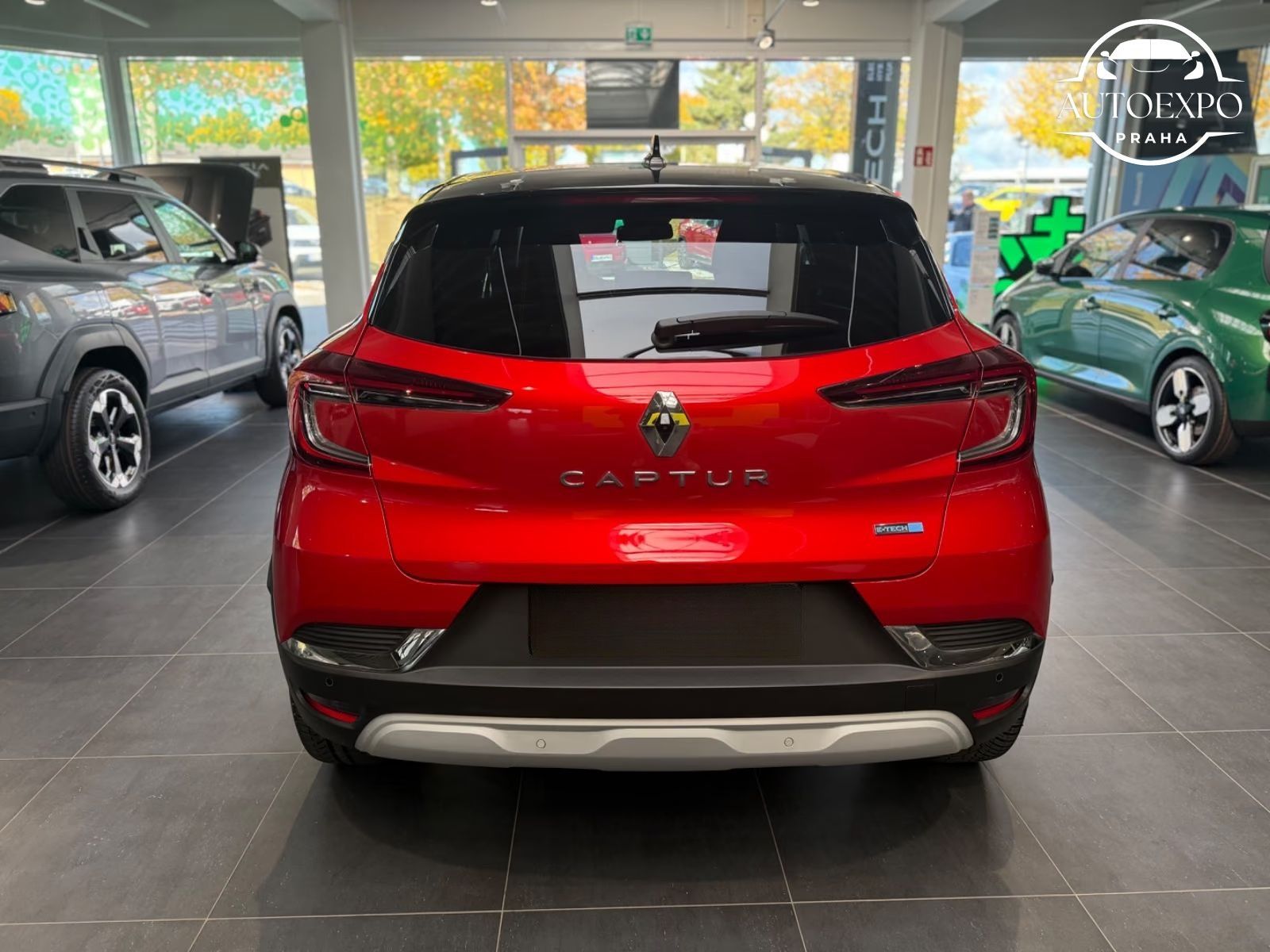 Renault Captur, INTENS E-TECH Plug-in 160* - fotka 6