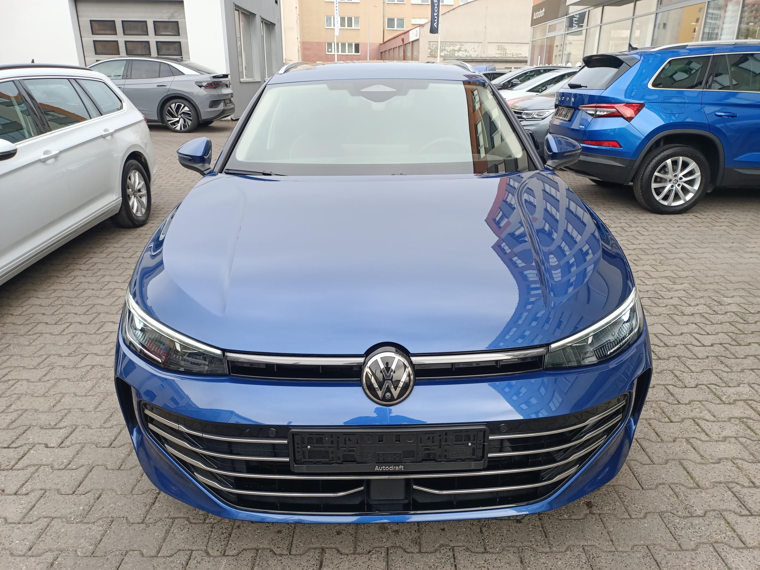 Volkswagen Passat Variant, TDI 110kW DSG Elegance Webasto - fotka 2