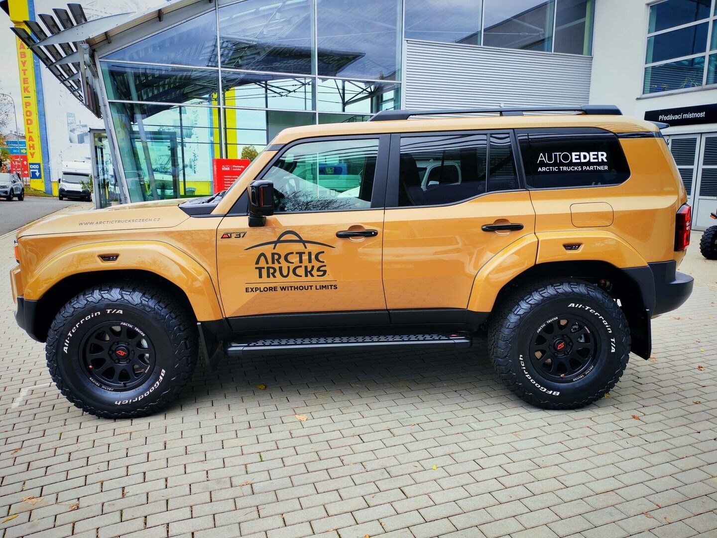 Toyota Land Cruiser, Arctic Trucks AT 37 - fotka 2