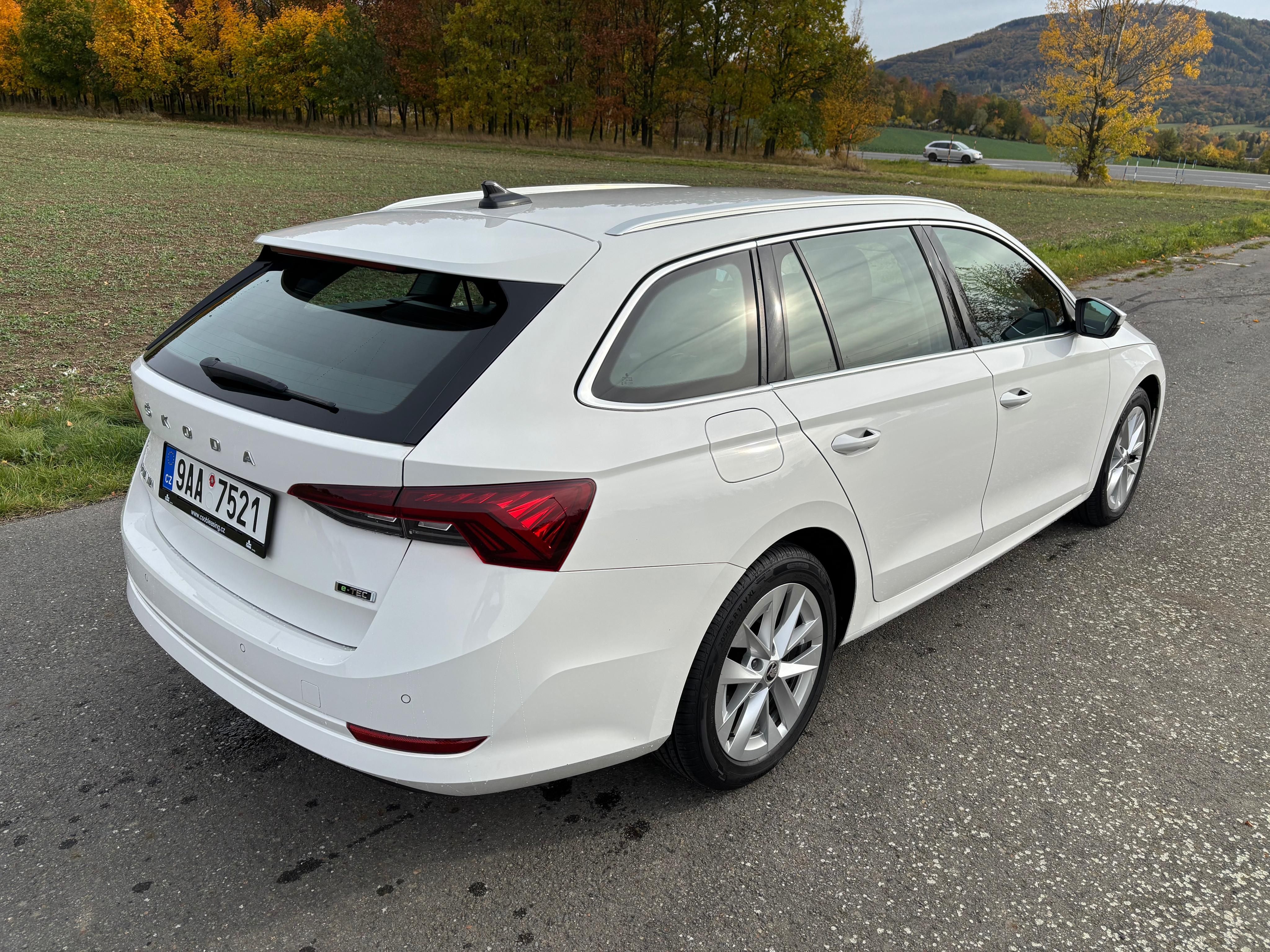 Škoda Octavia, 1.5 TSi 110kw Styl DSG 1.Majit - fotka 4