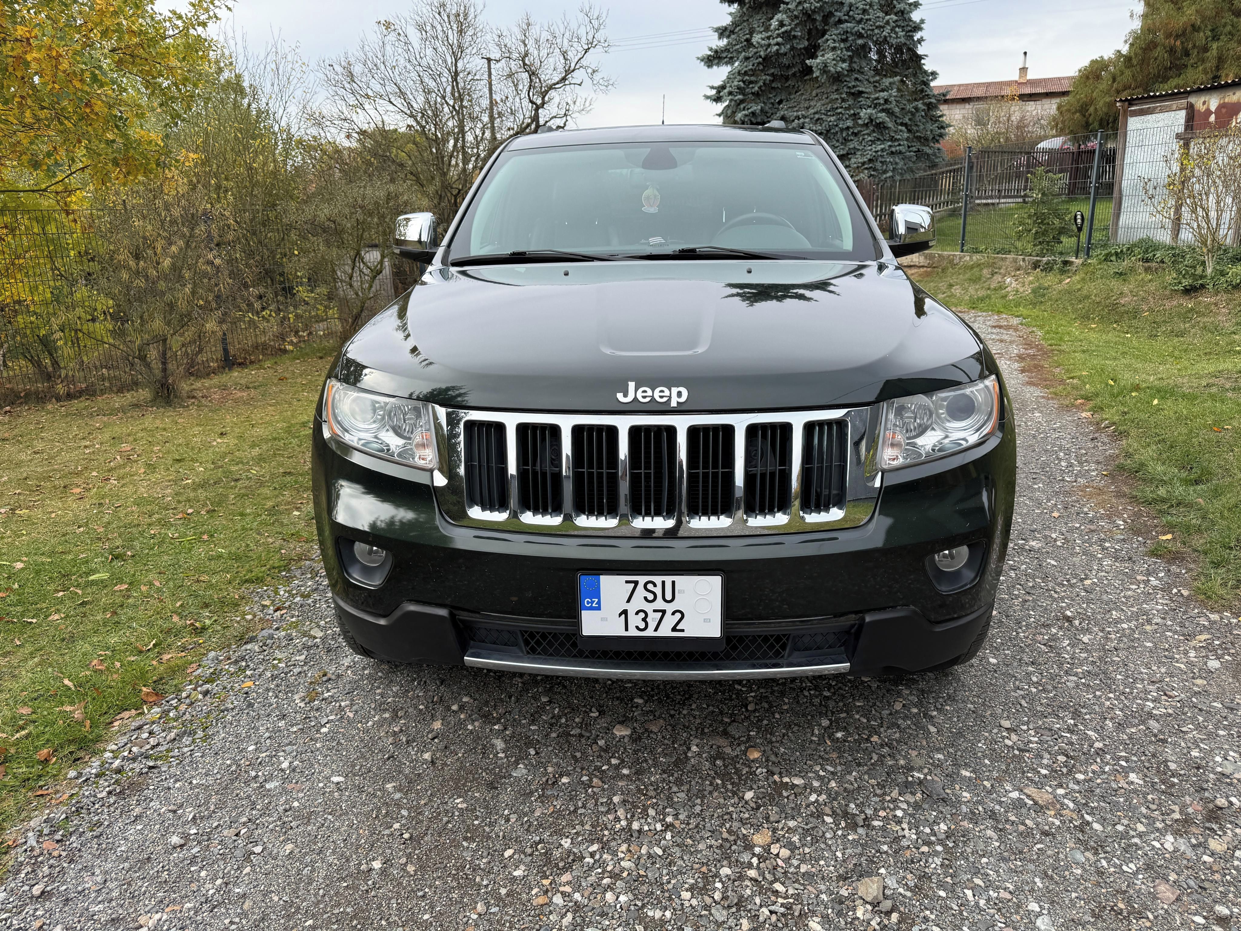 Jeep Grand Cherokee, Limited 5.7 v8 HEMI - fotka 2