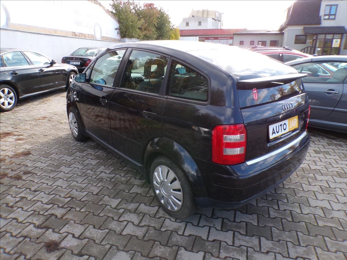Audi A2, 1,4 16V - fotka 4