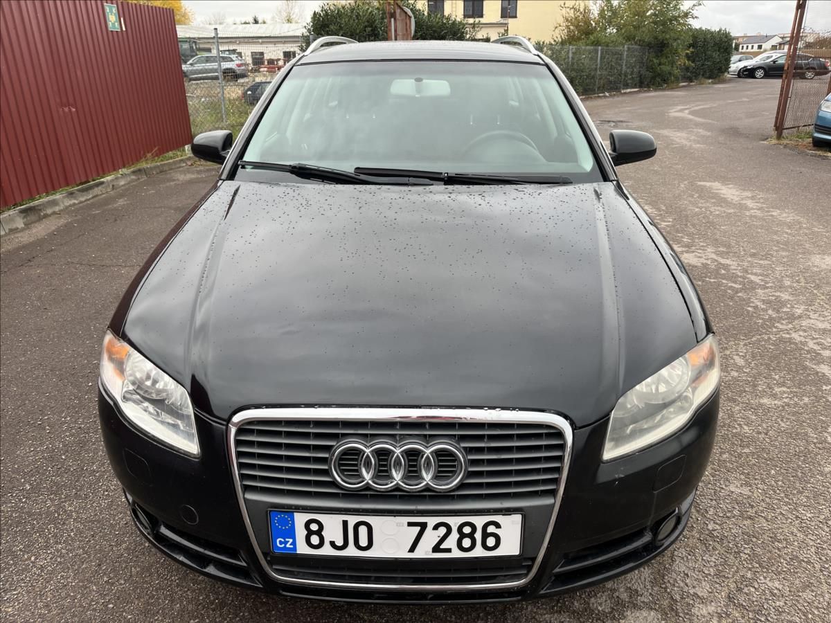 Audi A4 Avant, 3,0 TDi 150KW 4x4 AUTOMA - fotka 2