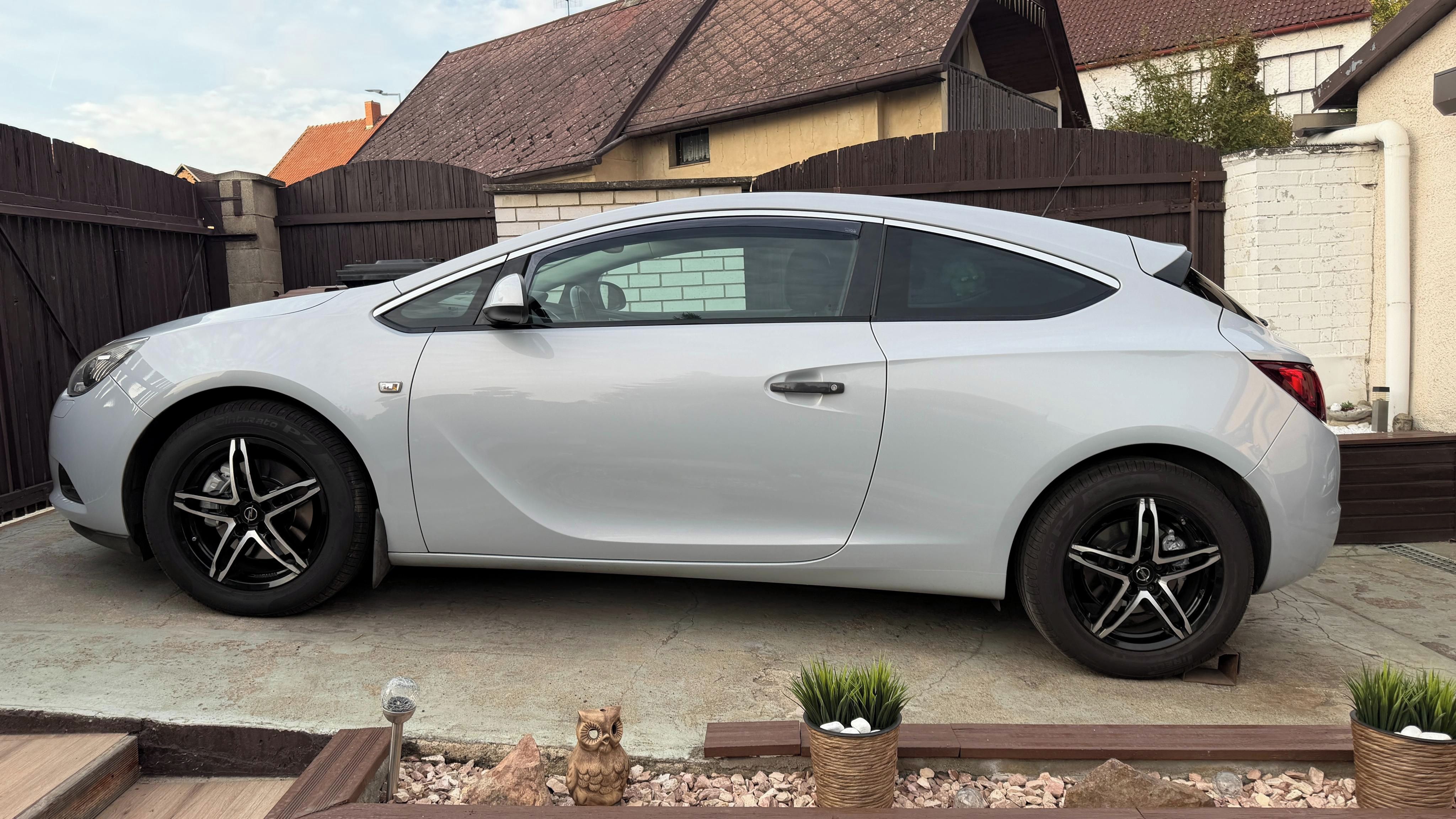 Opel Astra, 1.4i 103kW