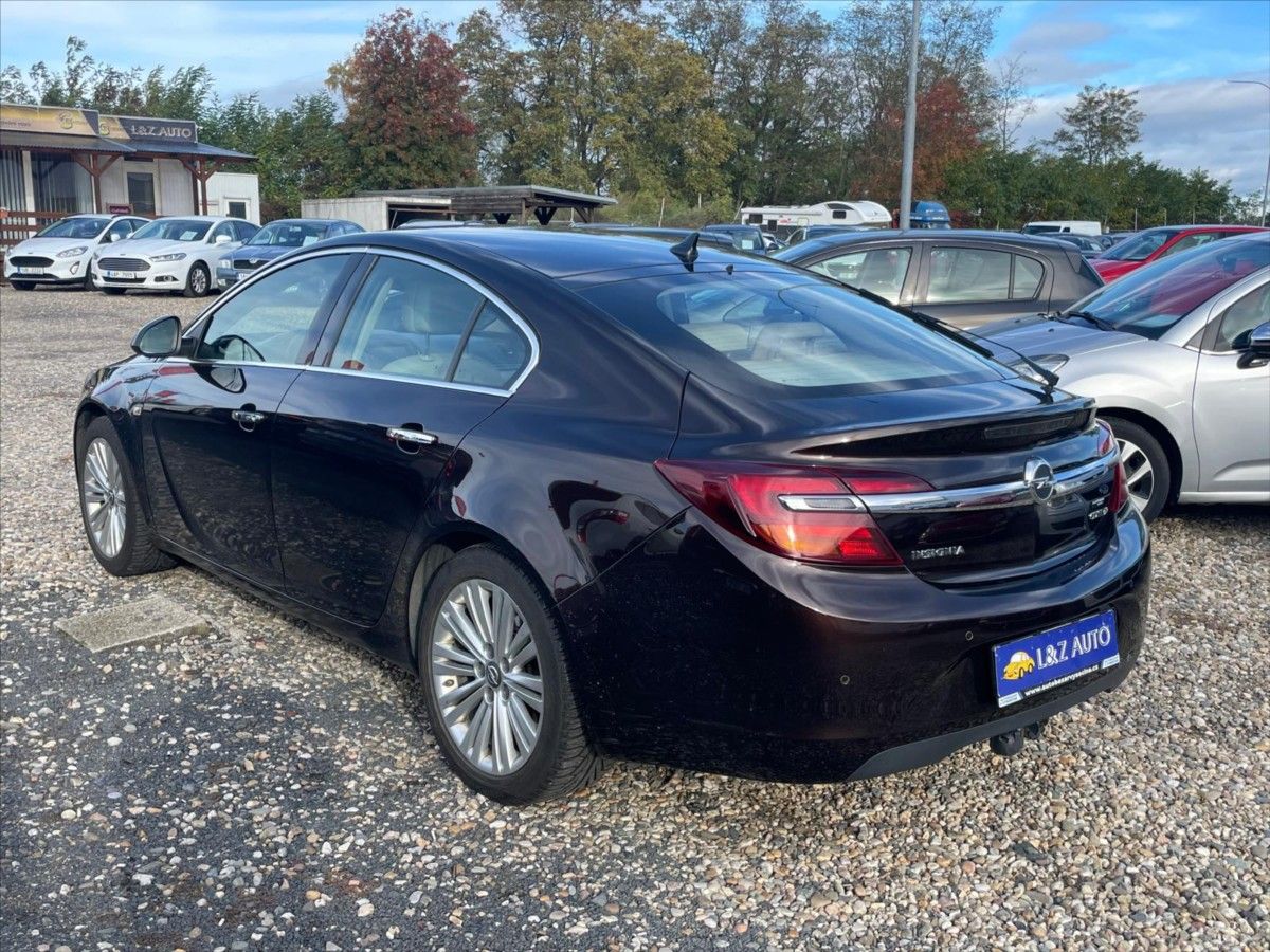 Opel Insignia, 2,0 CDTi 4x4 - fotka 4