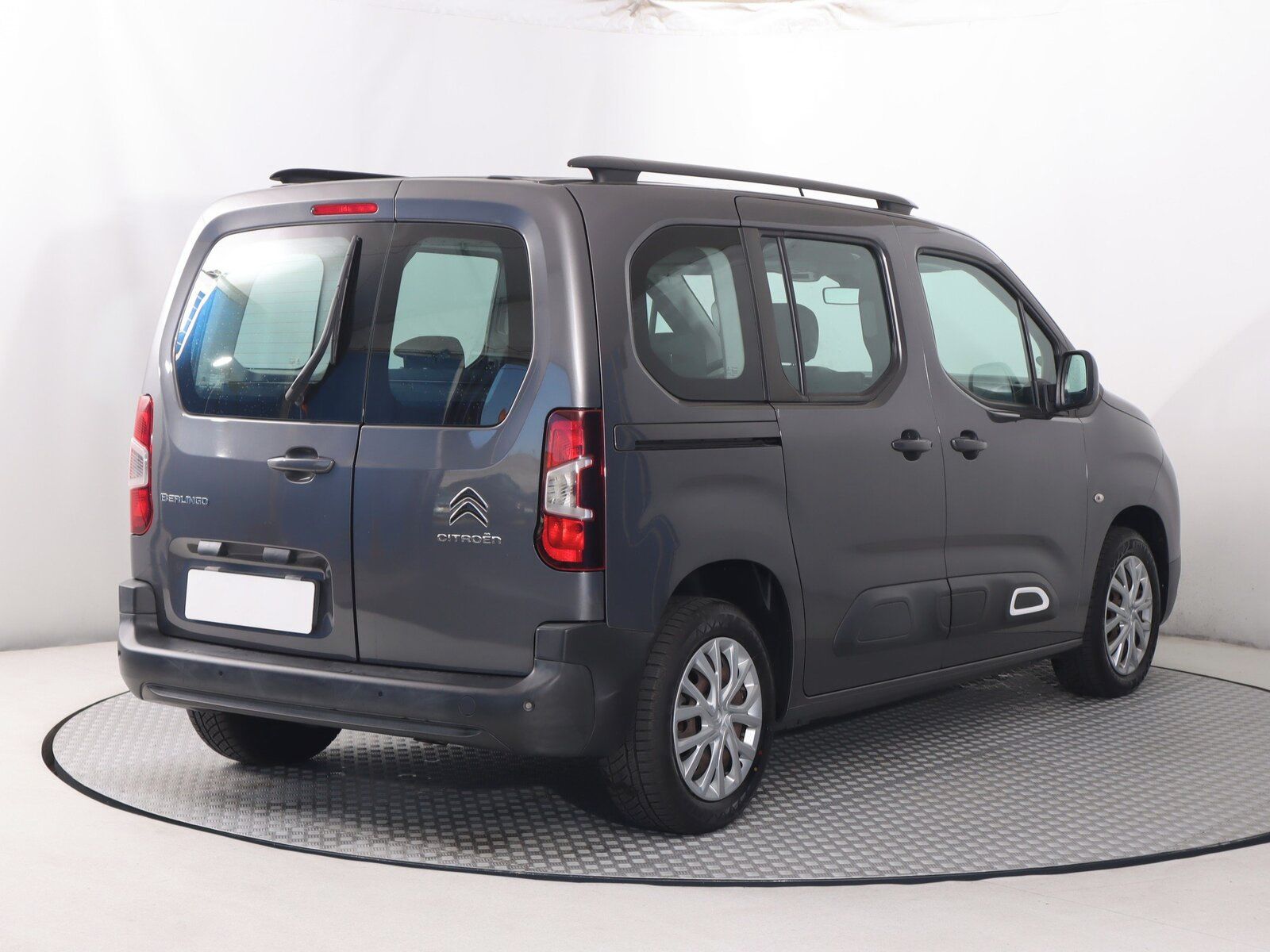 Citroën Berlingo, 1.2 PureTech, Live, 5Míst, ČR - fotka 5