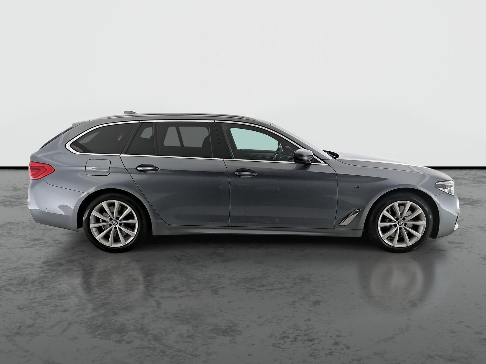 BMW Řada 5, 530d xDrive, M Sport, 4X4 - fotka 6