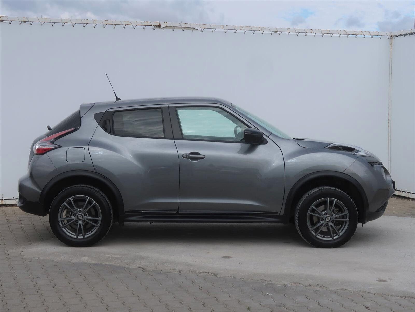 Nissan Juke, 1.6 i - fotka 6