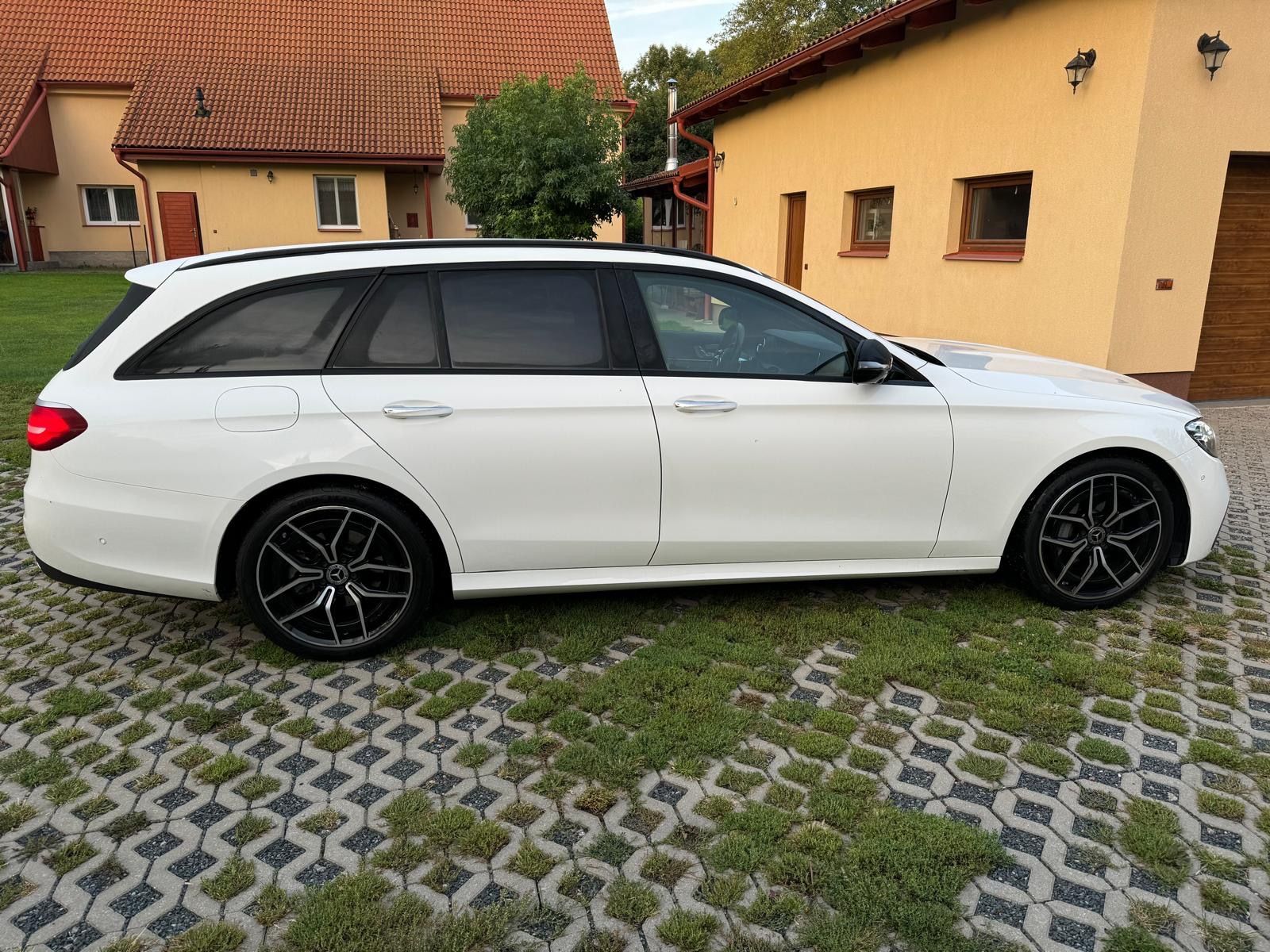 Mercedes-Benz Třídy E - fotka 6