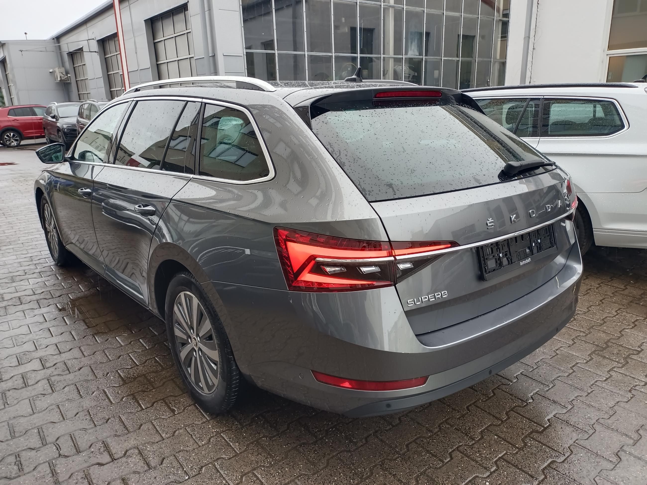 Škoda Superb, 2.0 TDI 110kW DSG / Tažné - fotka 4