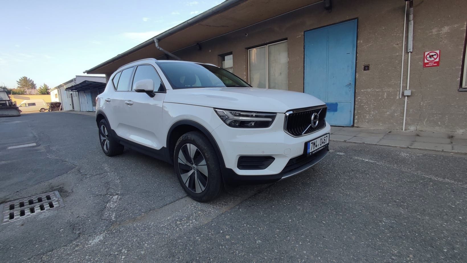 Volvo XC40, Volvo XC40 T3 Momentum | 120 k - fotka 4