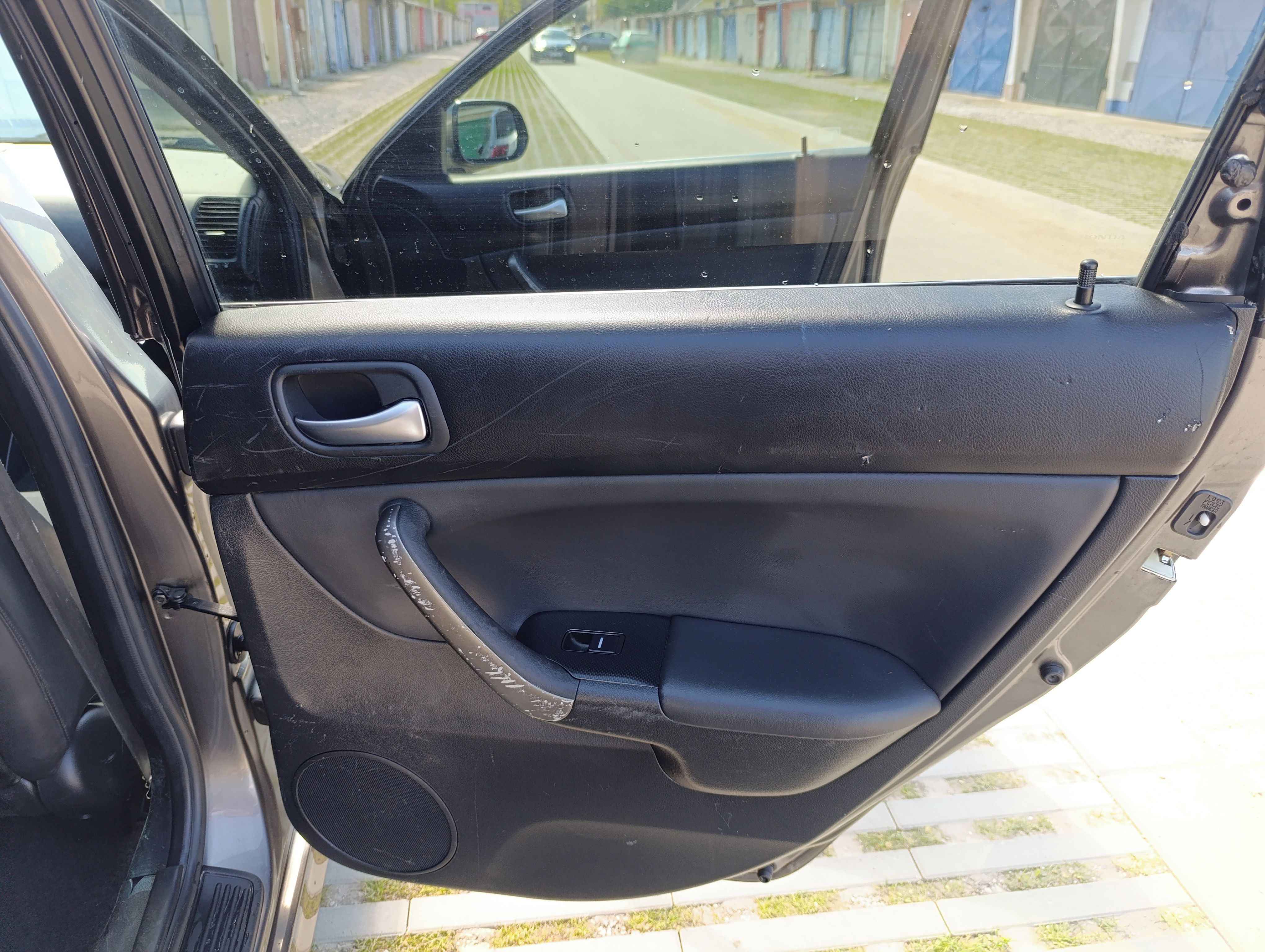 Honda Accord, Honda Accord 2.0 - fotka 6
