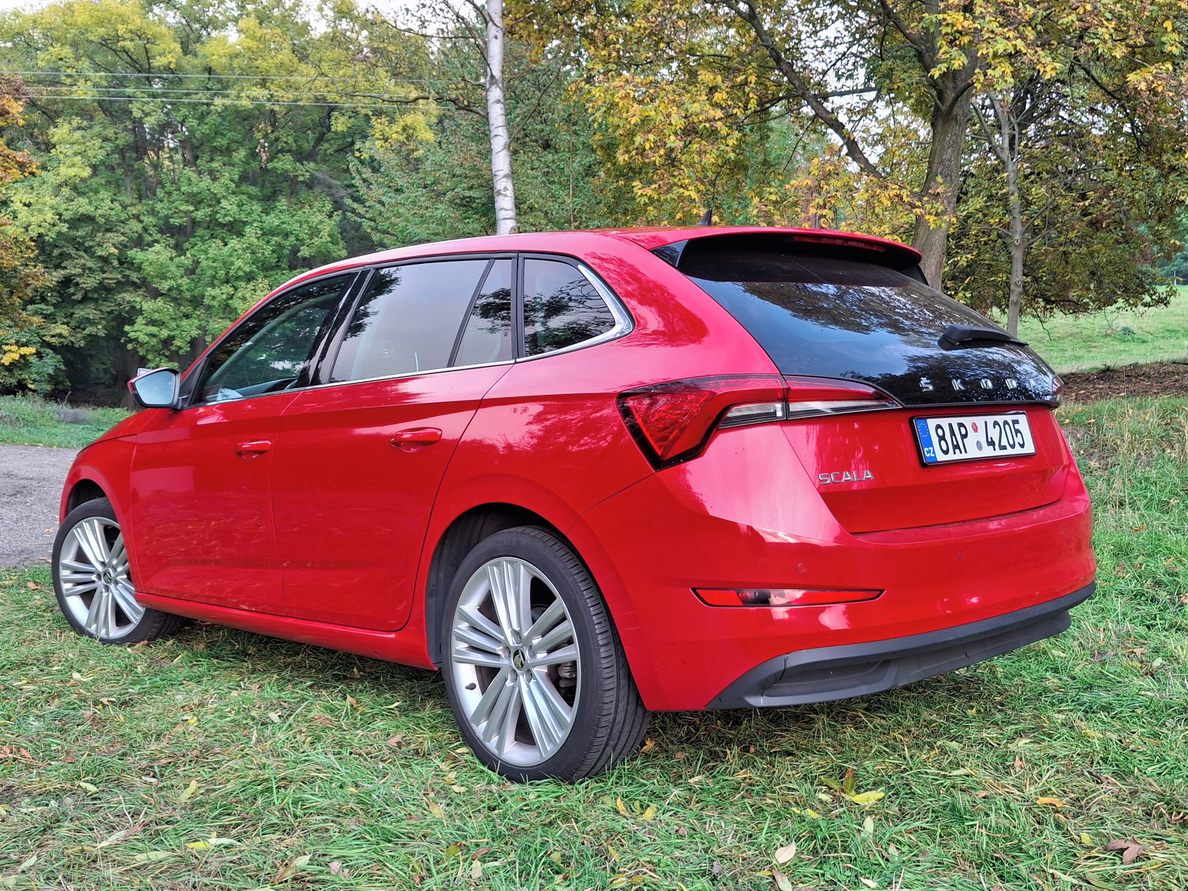 Škoda Scala, 1,0 TSI/81 kW Style DSG - fotka 6