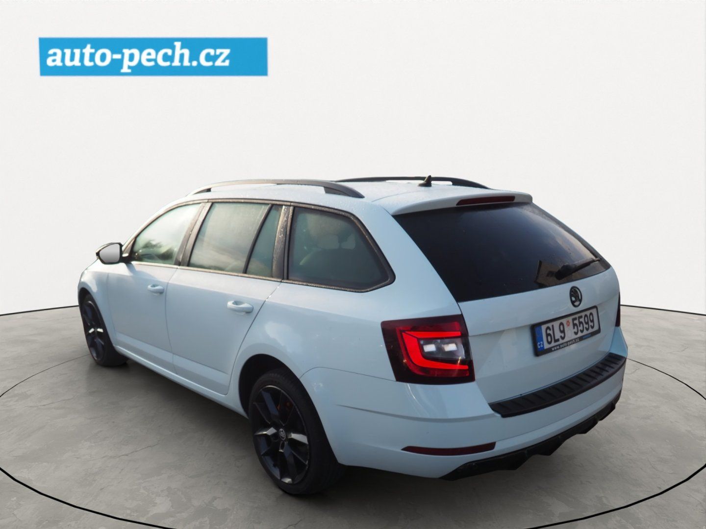 Škoda Octavia, 2.0TDI - fotka 2