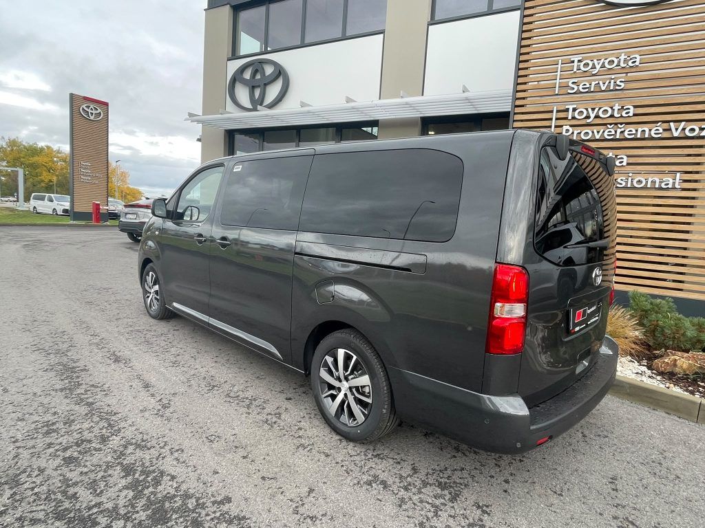 Toyota Proace Verso, 2.2D L2 180k AT VIP Skyview - fotka 3