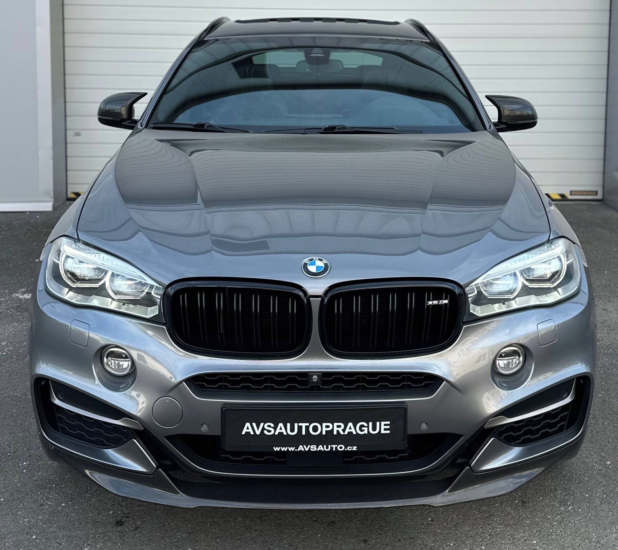 BMW X6, M50D F16 3.0D XDRIVE 360 - fotka 2